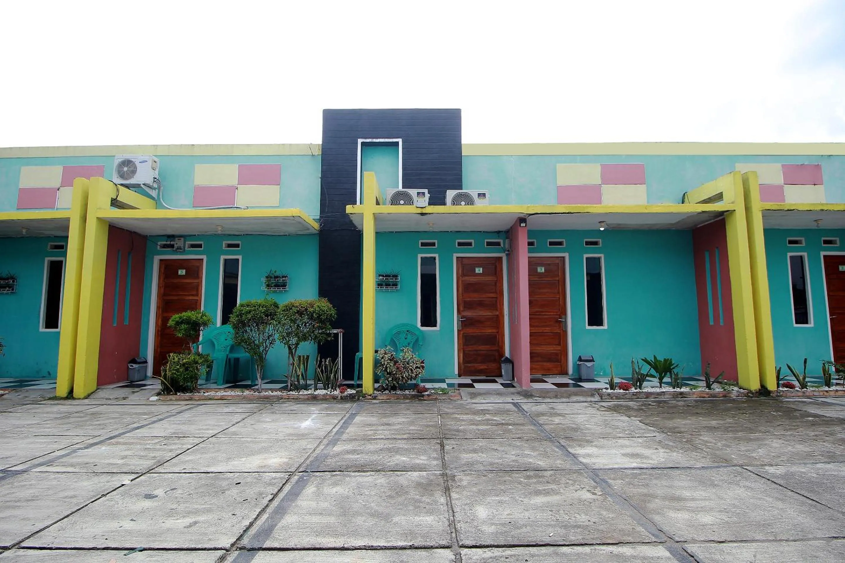 Facade/entrance in Hotel O Wisma Ria
