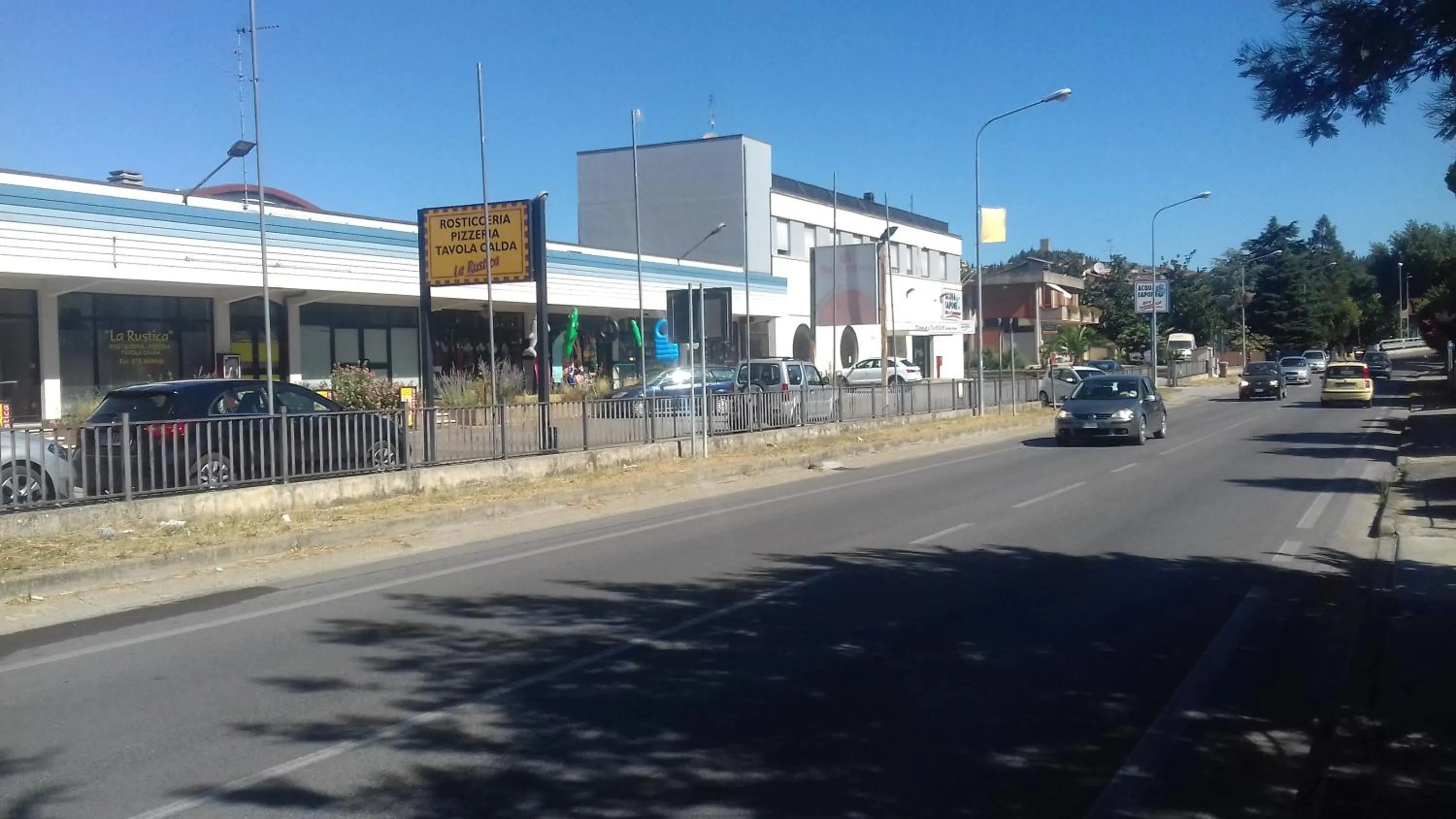 Restaurant/places to eat in La Casetta Dei Cedri