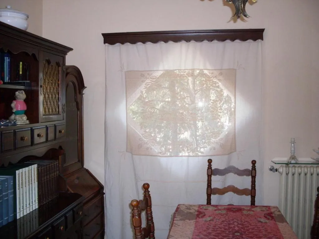 Communal kitchen, Bed in La Casetta Dei Cedri