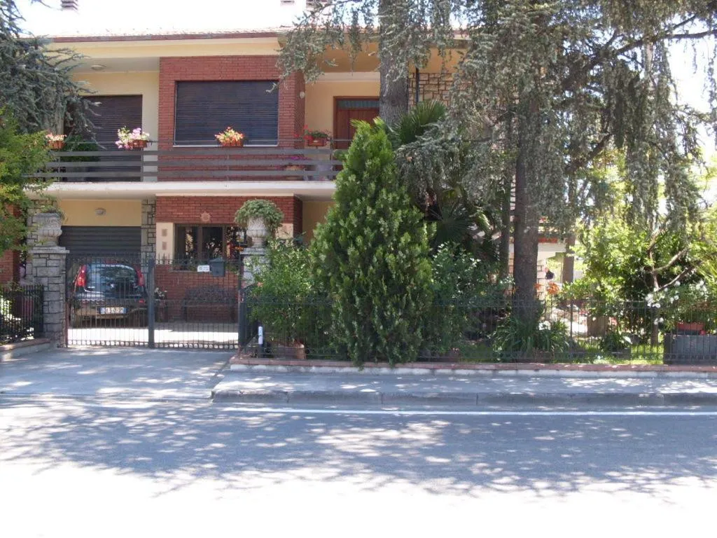 Logo/Certificate/Sign in La Casetta Dei Cedri