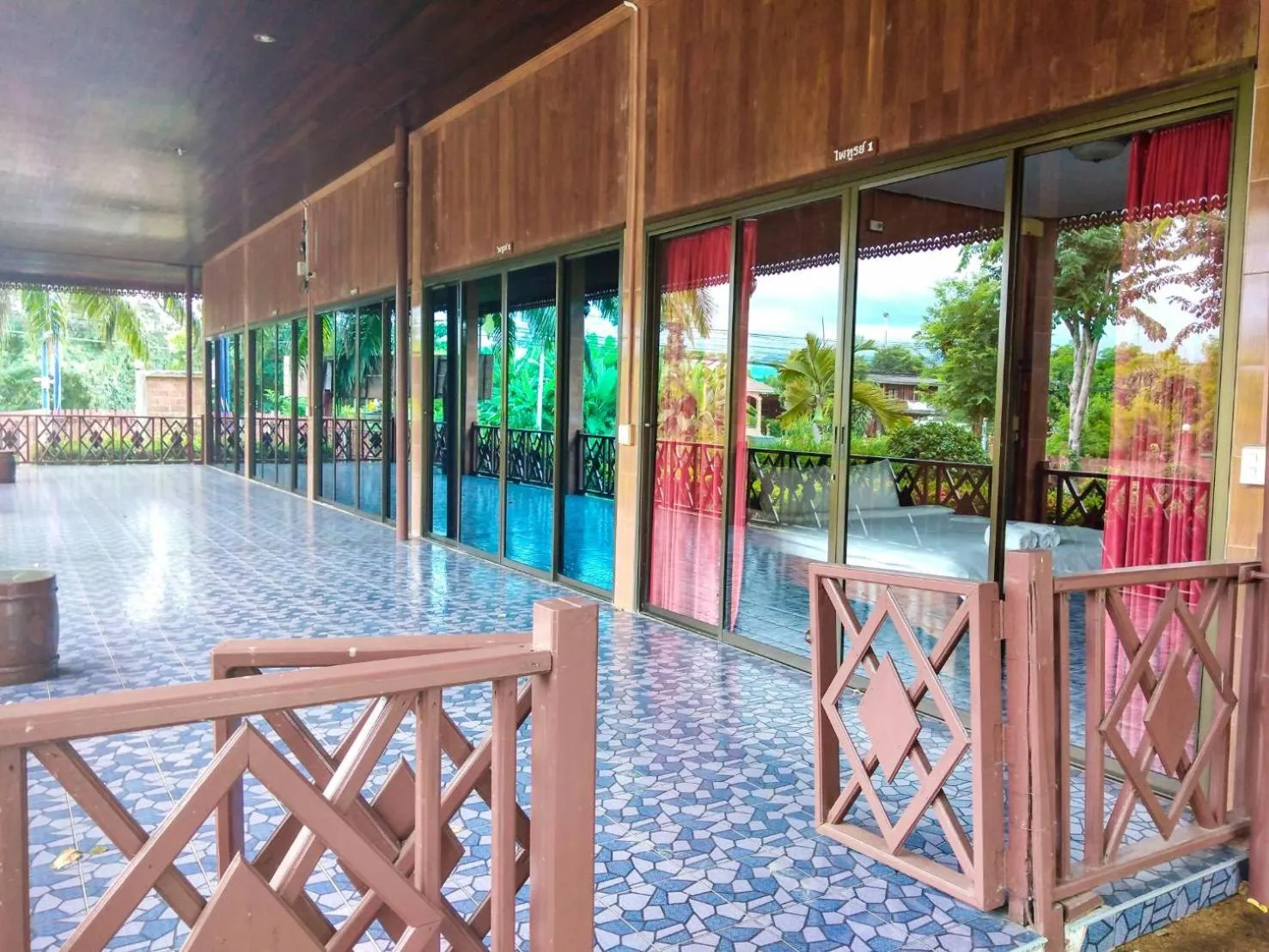 Balcony/Terrace in Pechpailin Resort