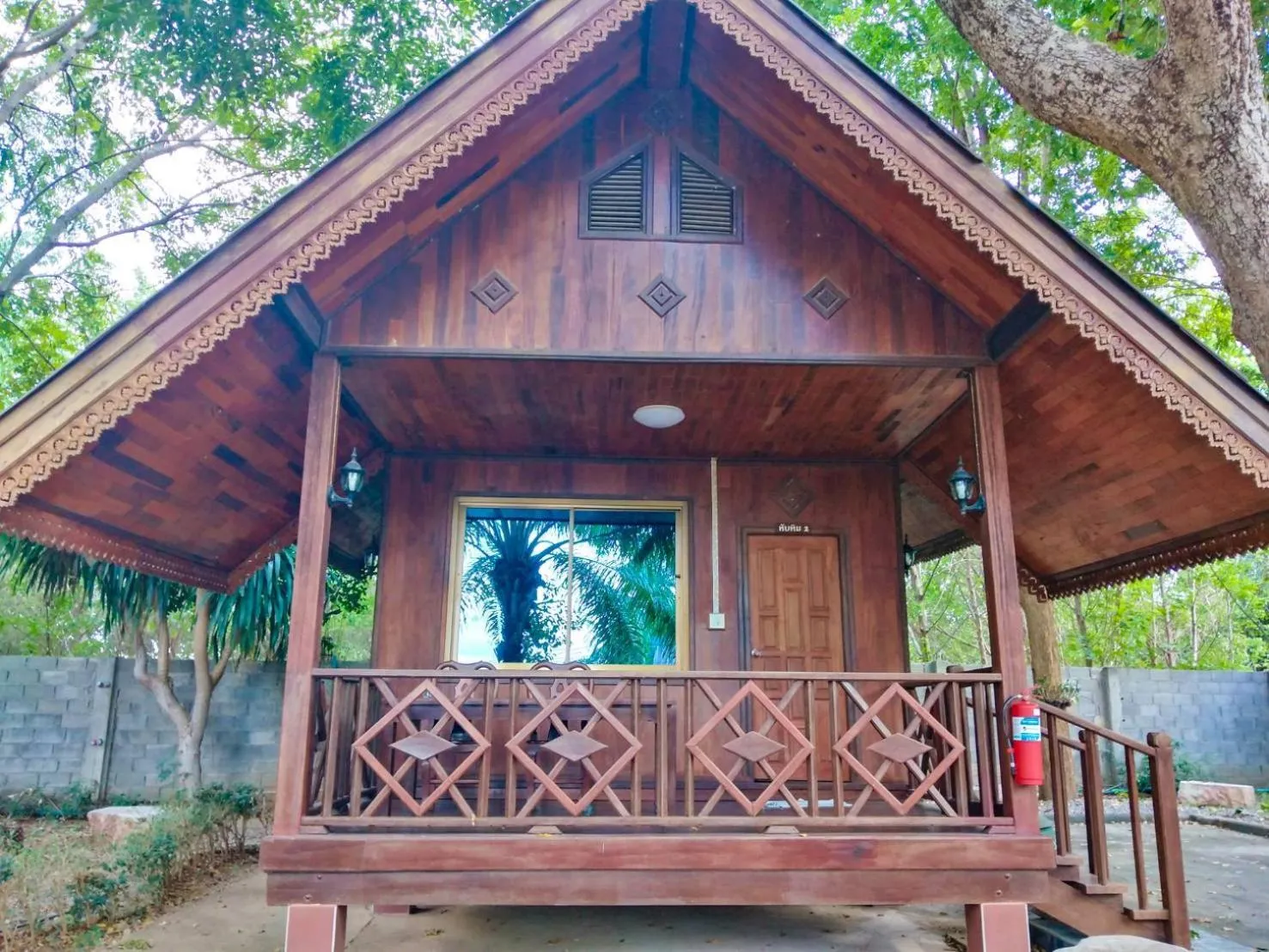 Day in Pechpailin Resort