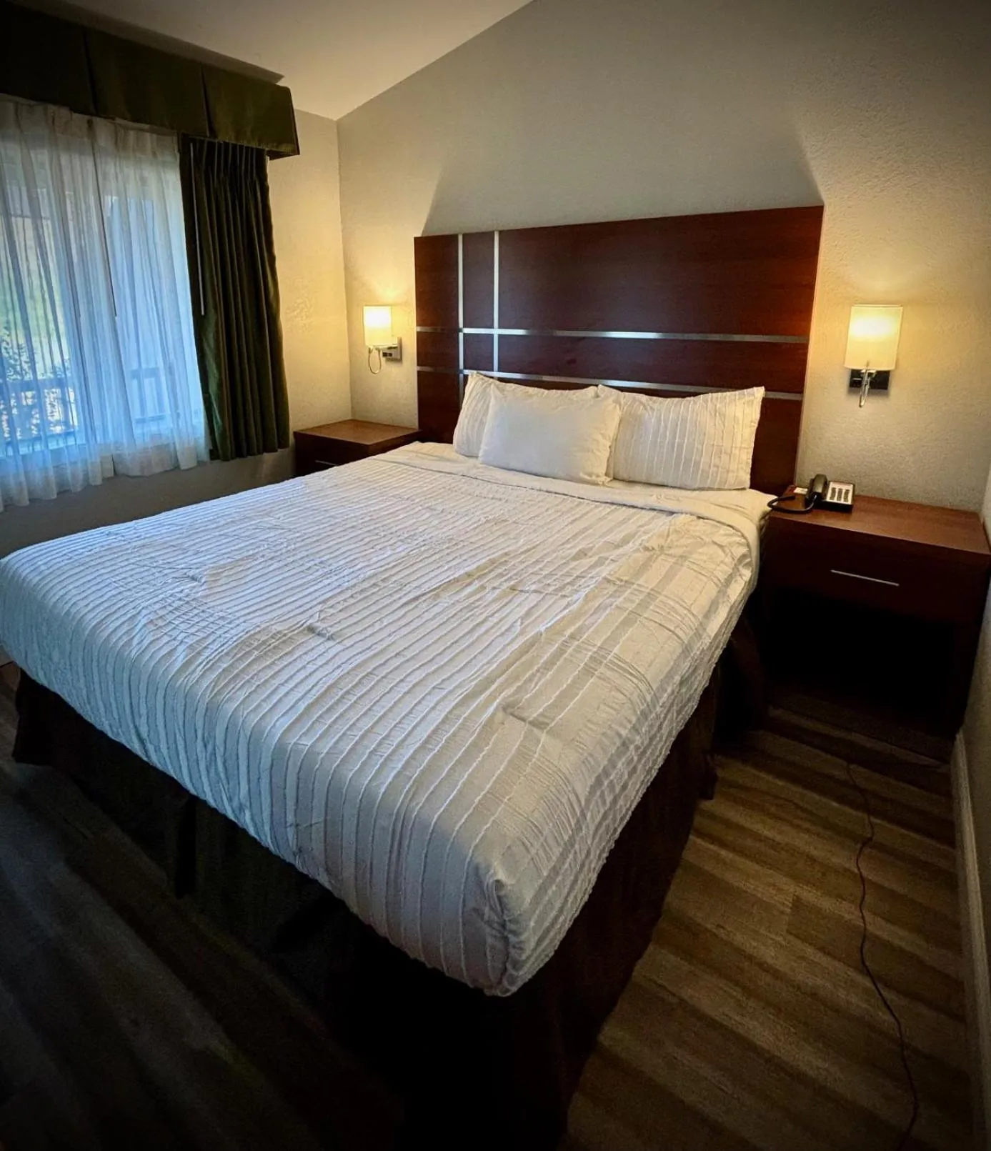 Bed in Western Holiday Lodge