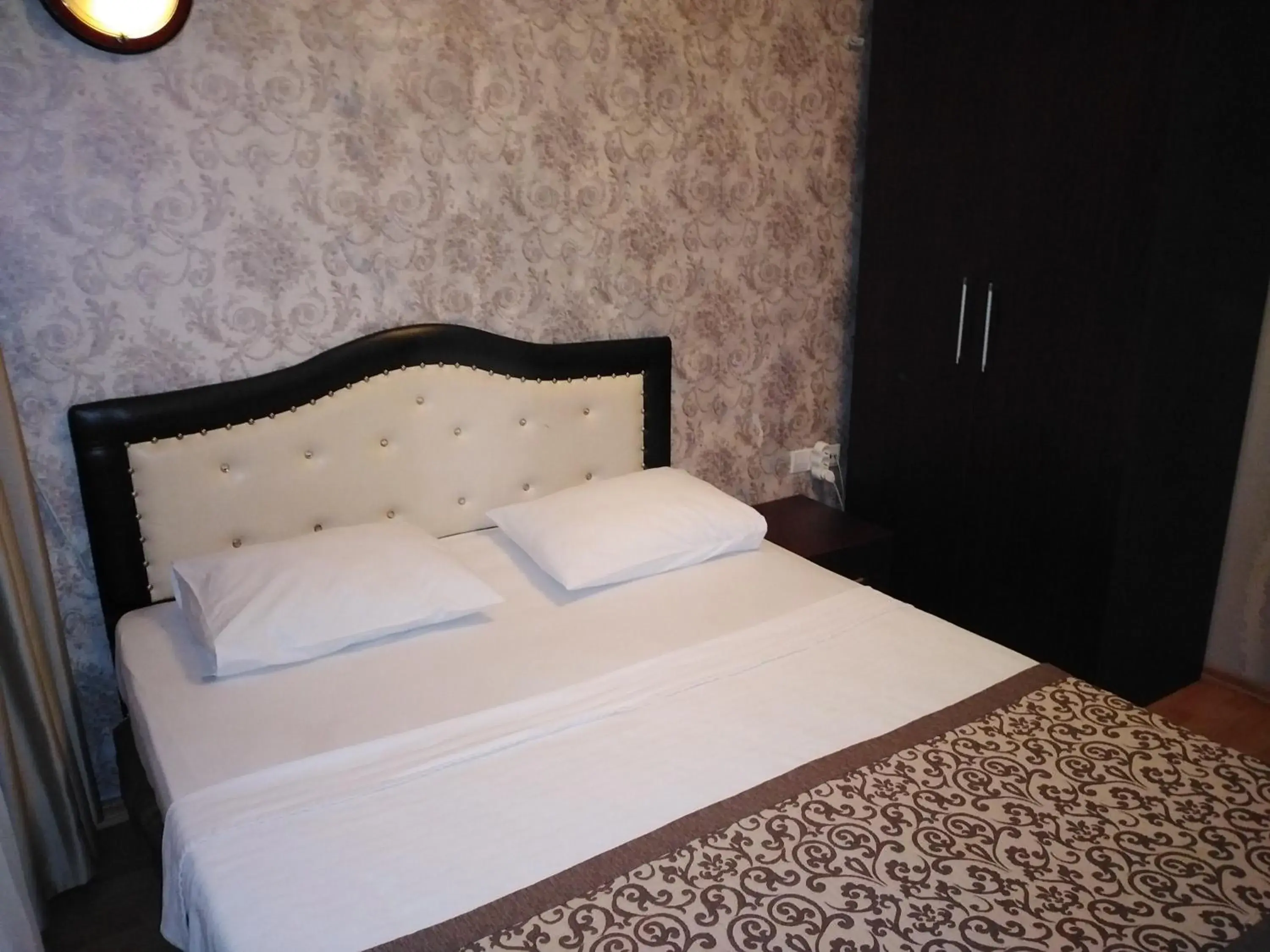 Single Room in Taxim Hotel Marin Single Room in Taxim Hotel Marin