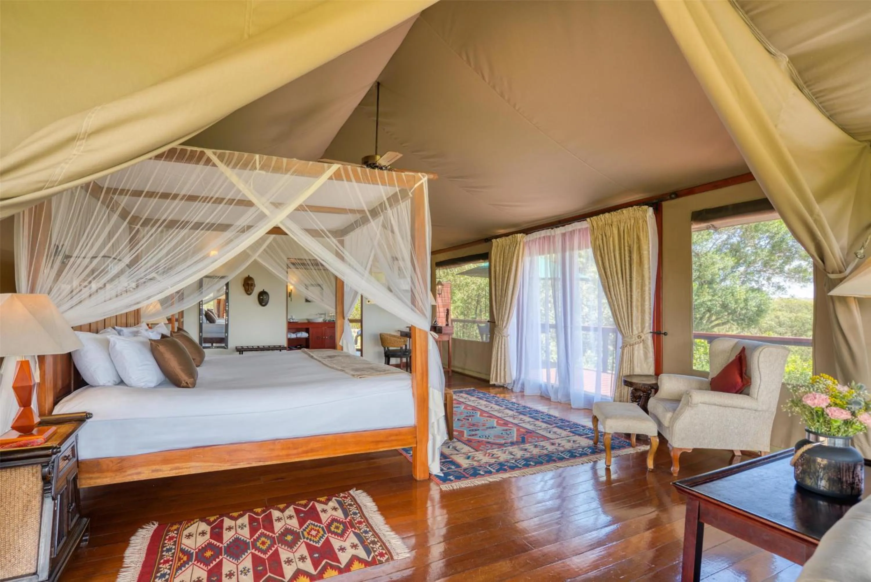 Photo of the whole room, Bed in Olare Mara Kempinski