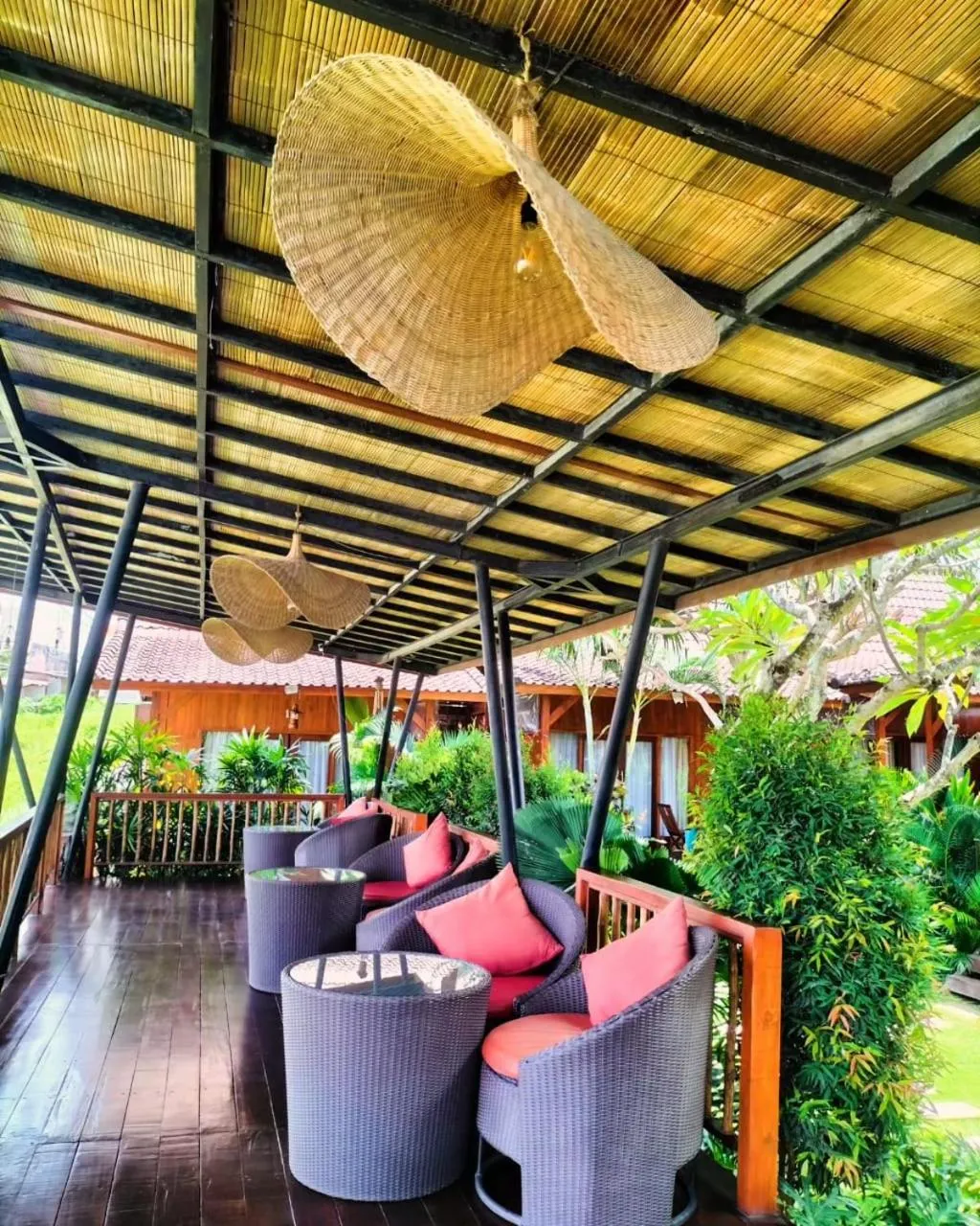 Seating area in La Pan Nam Exotic Villas and Spa