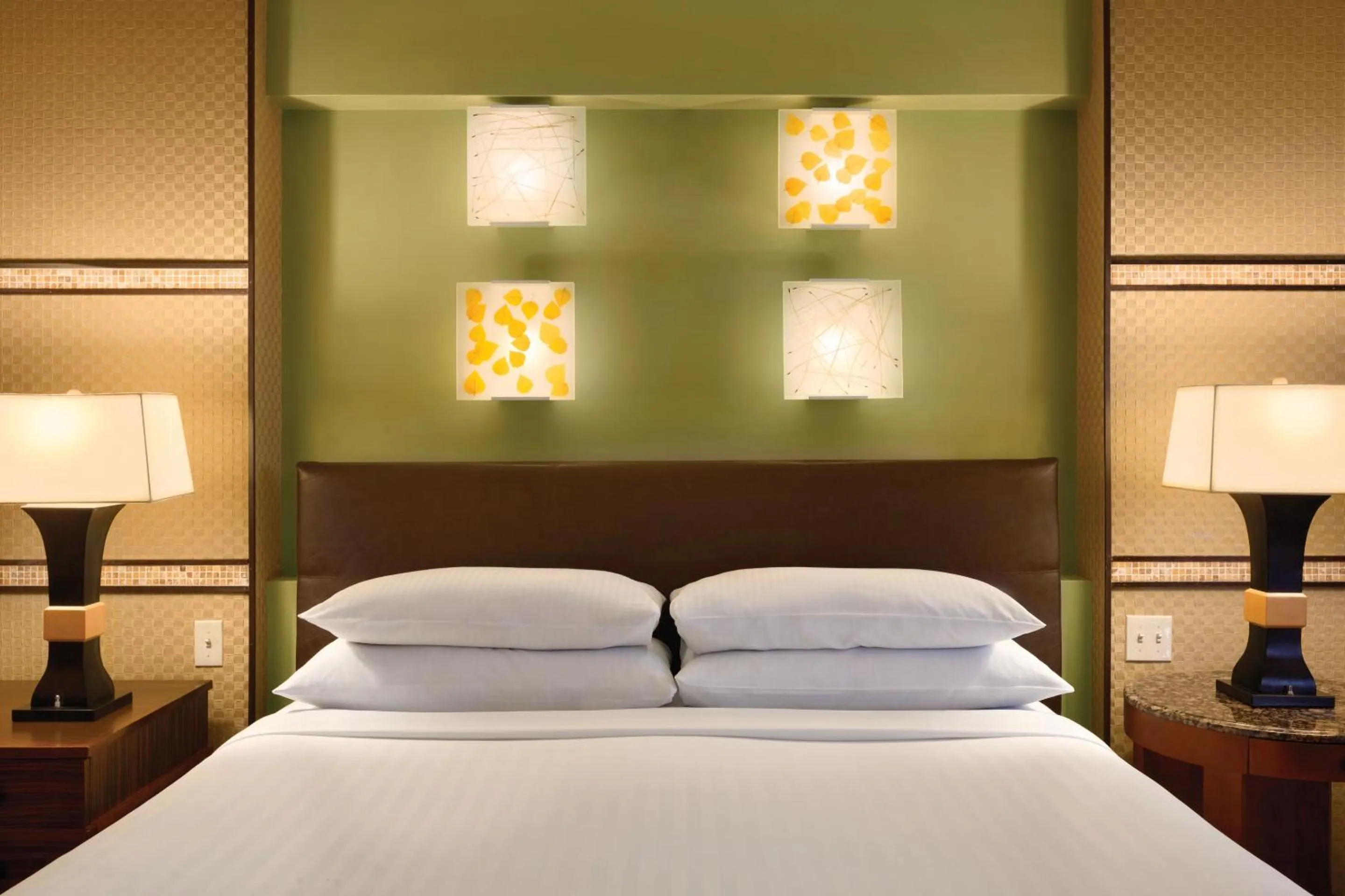 Bed in Harrah's Lake Tahoe, A Caesars Destination