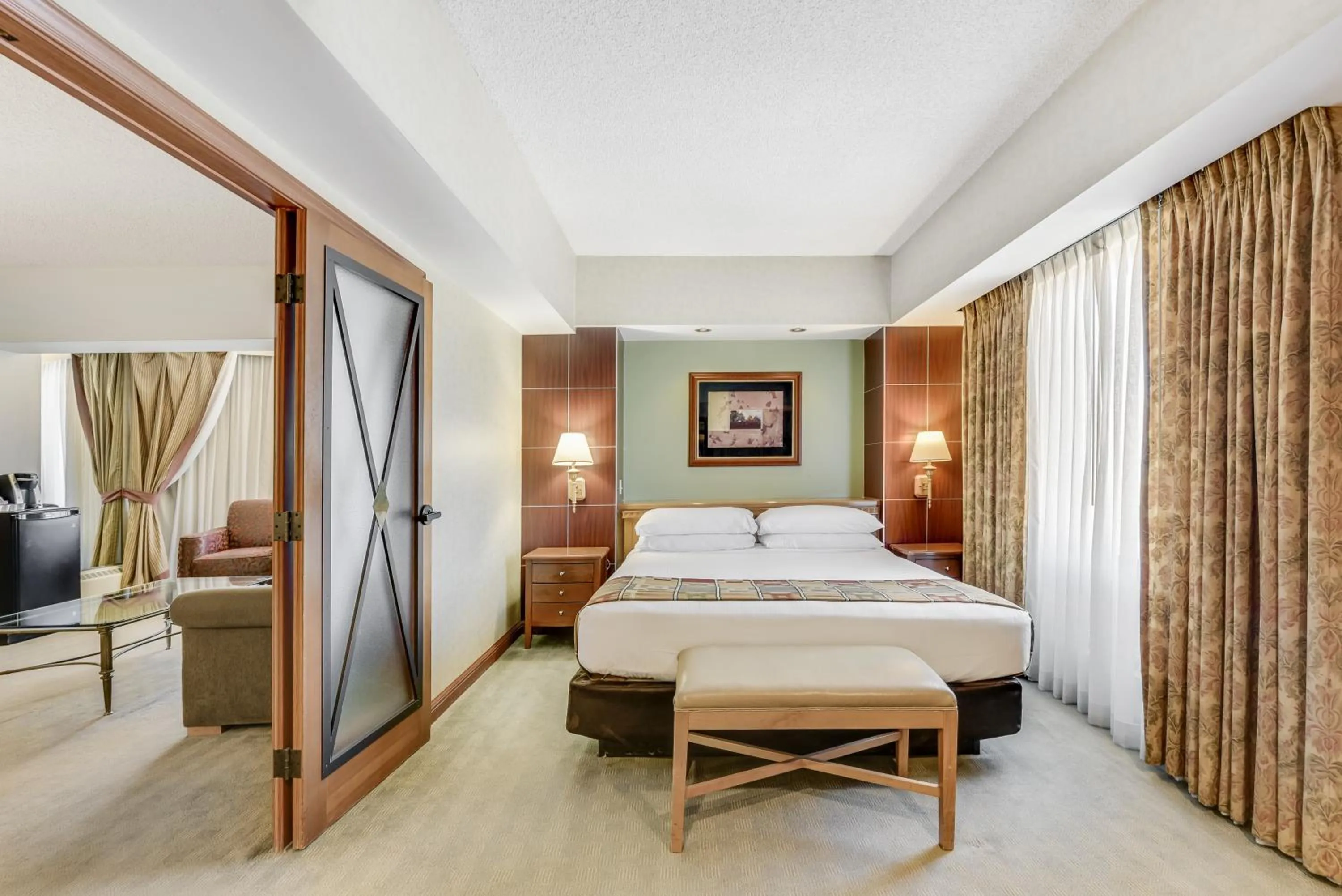 Bed in Harrah's Lake Tahoe, A Caesars Destination
