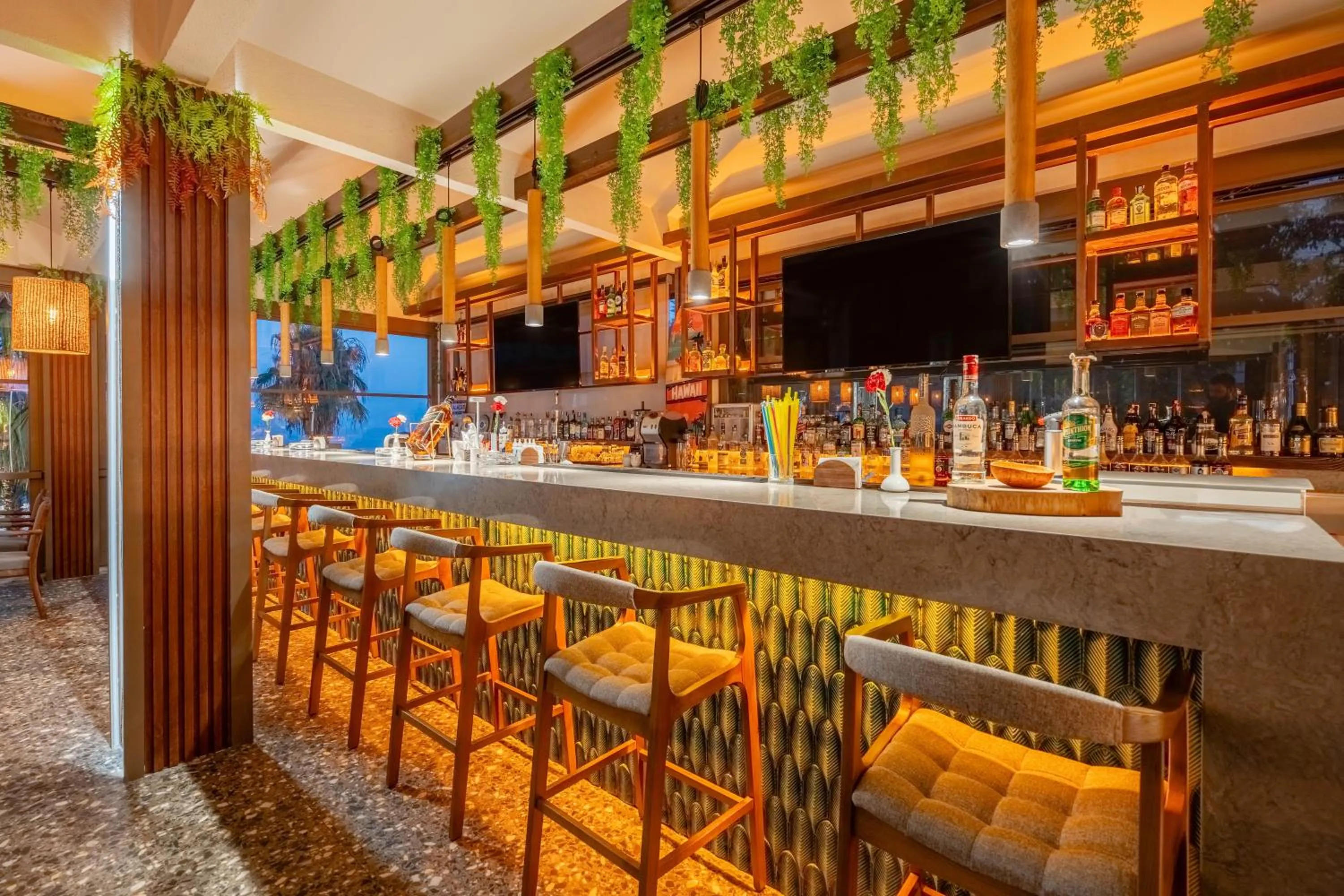 Lounge or bar in Justiniano Deluxe Resort