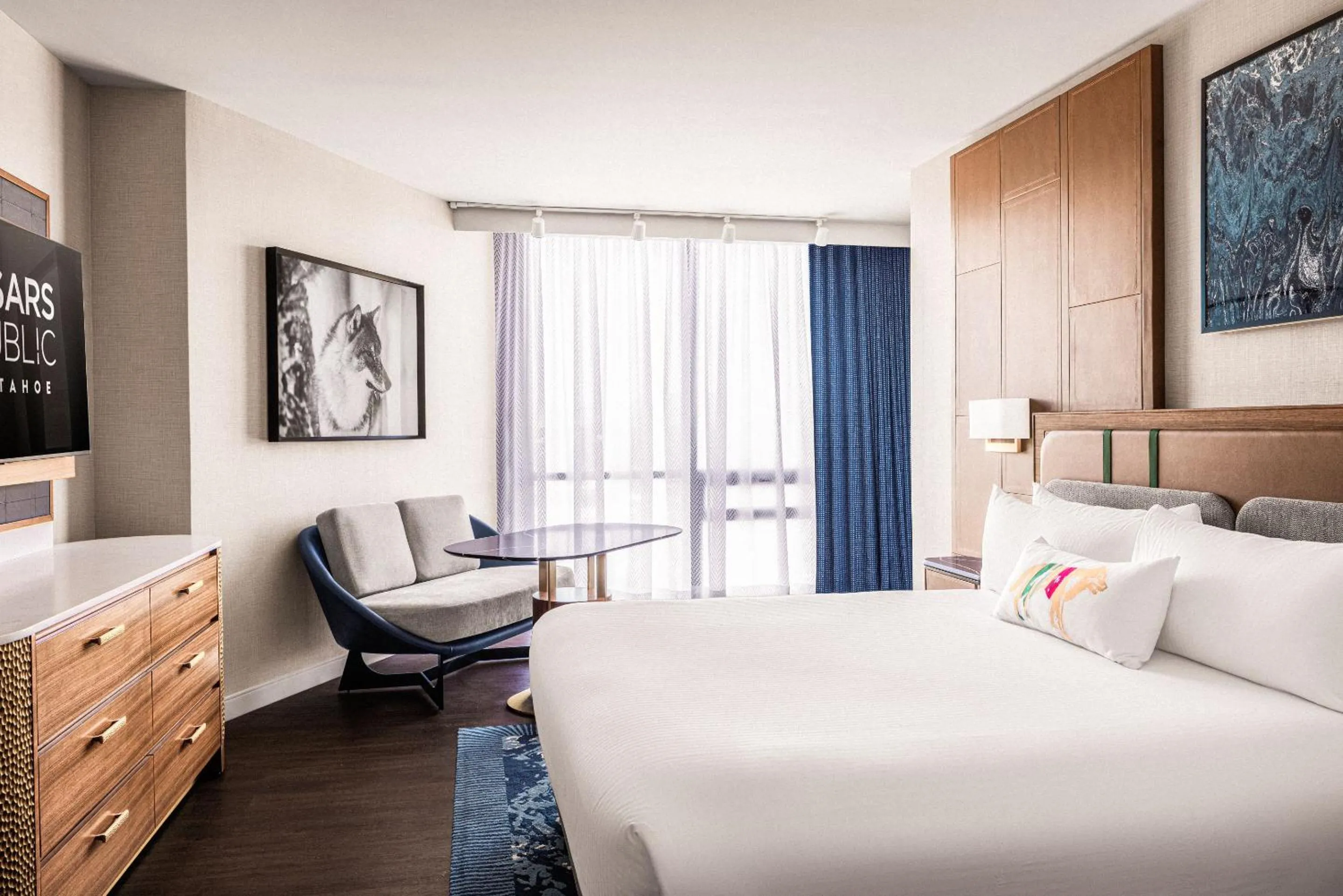 Bed in Caesars Republic Lake Tahoe, A Caesars Destination