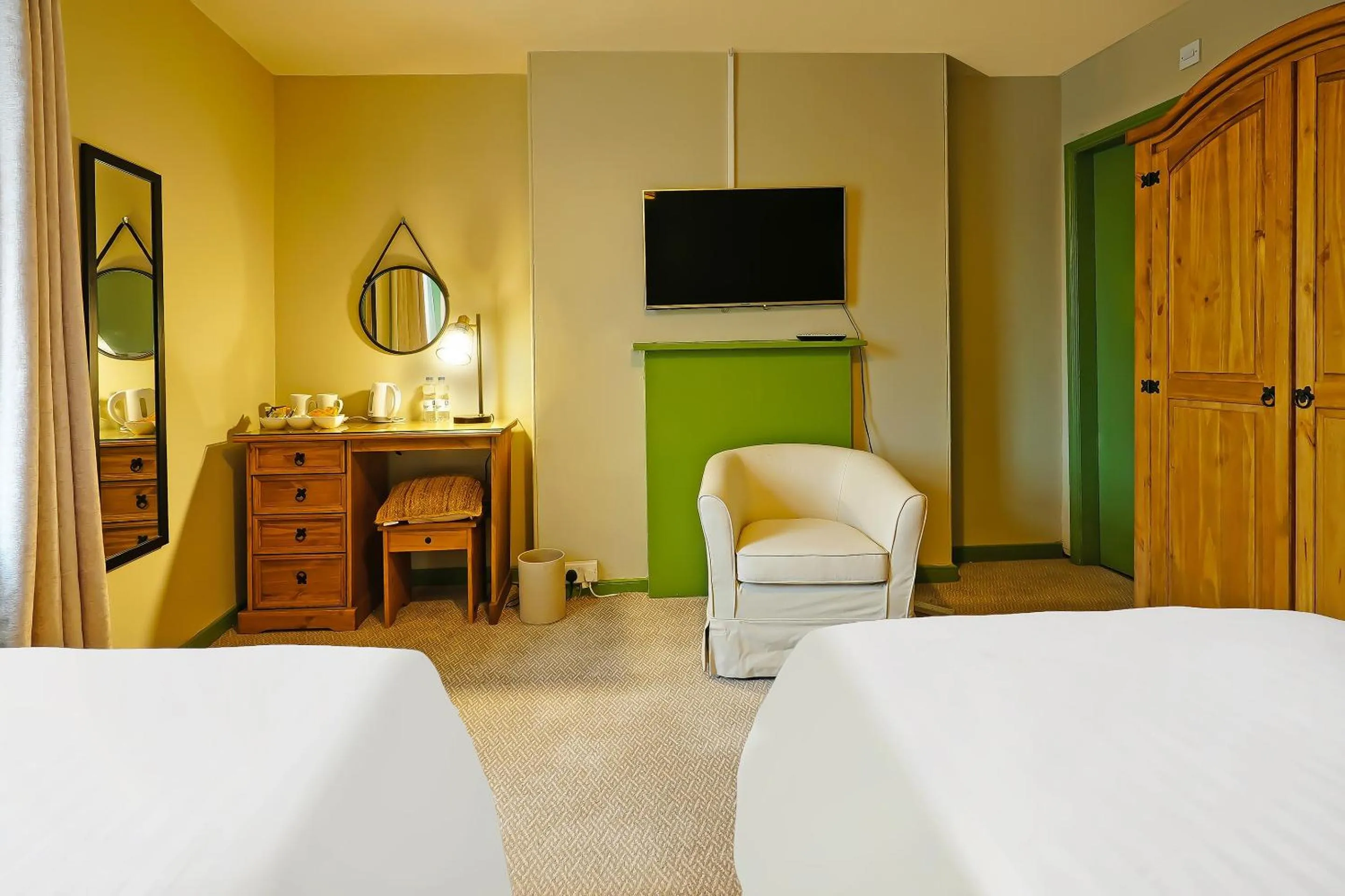 Bedroom, Bed in OYO The White Horse, Ripon North Yorkshire