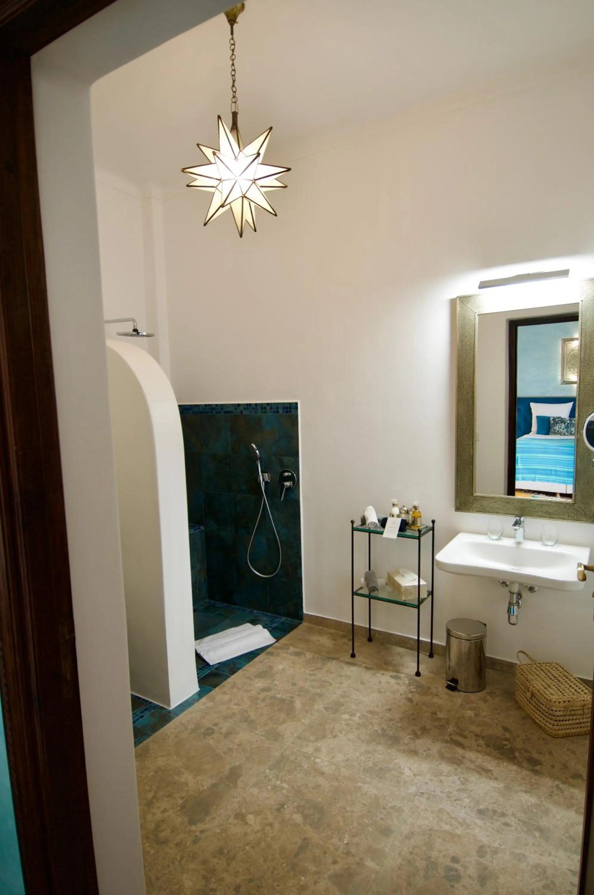 Bathroom in La Claire Fontaine