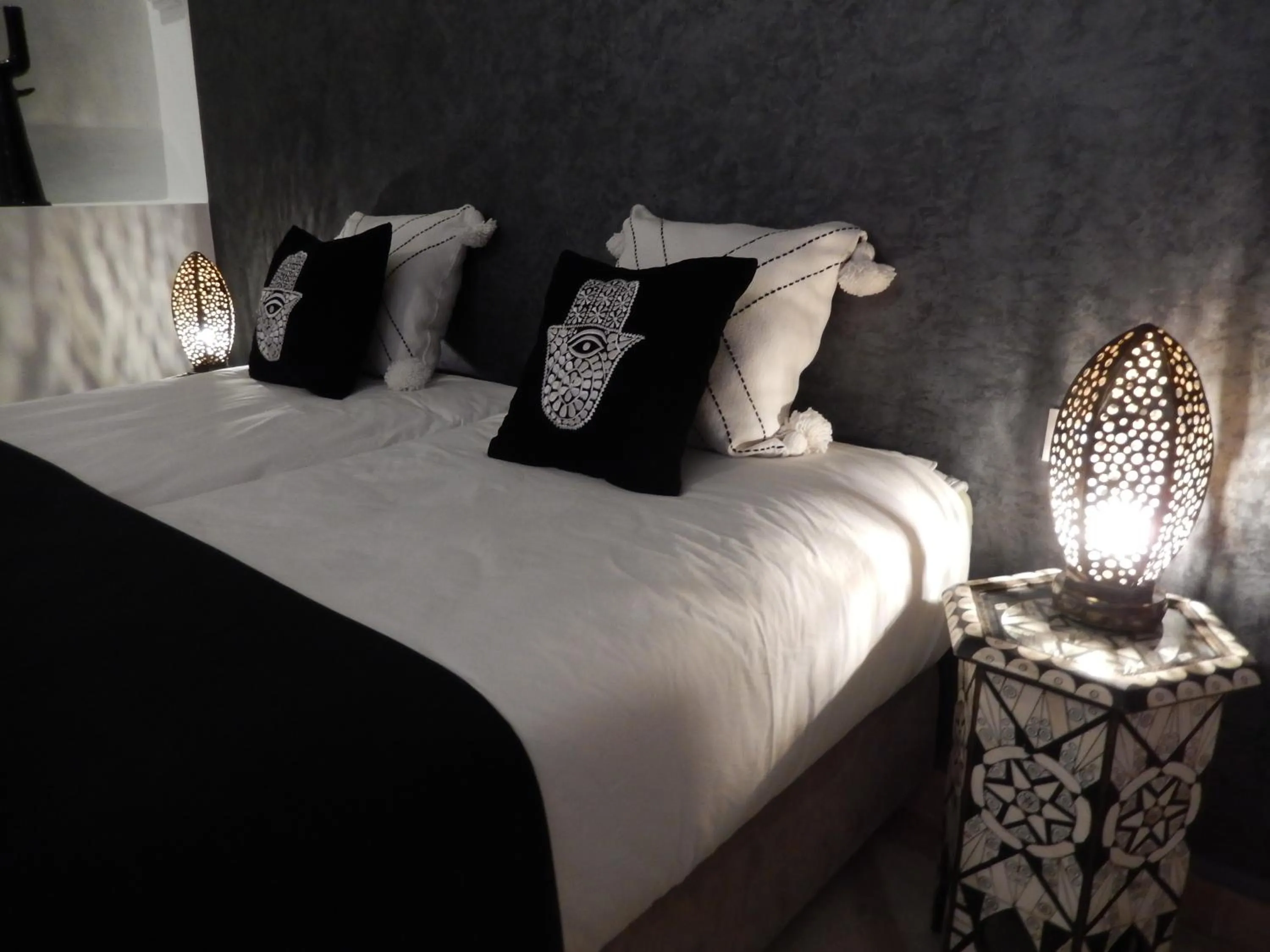 Photo of the whole room, Bed in La Claire Fontaine