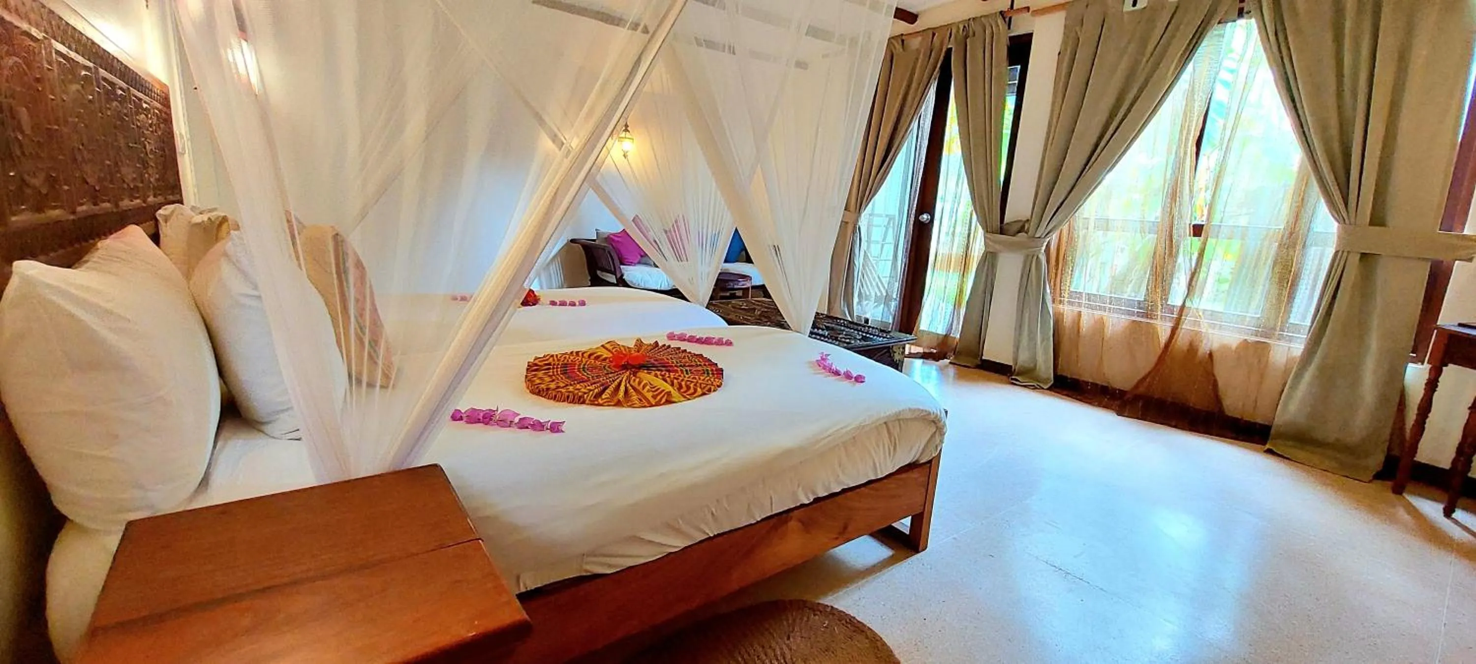 Bedroom, Bed in Kena Beach Hotel