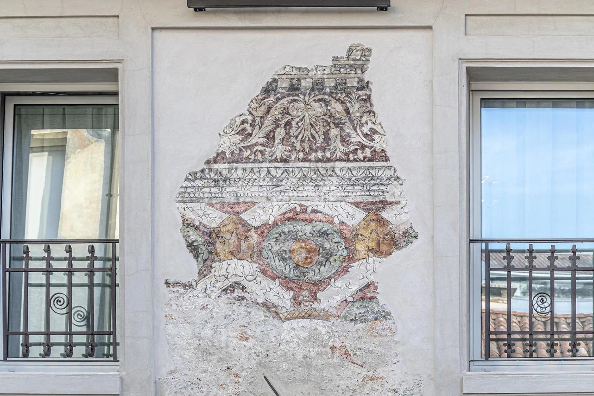 Property building in LEONI DI COLLALTO PALACE