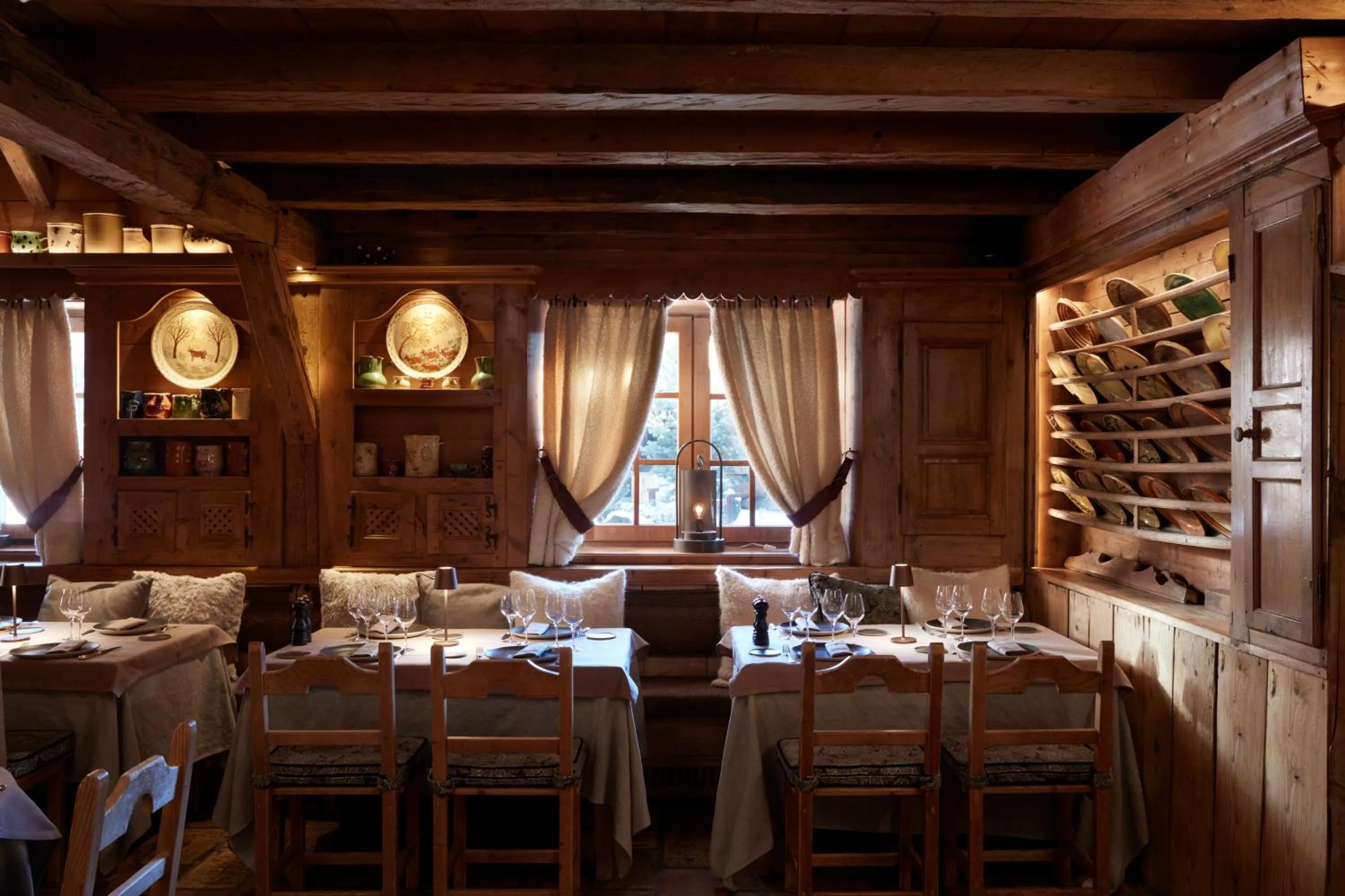 Restaurant/places to eat in Les Fermes de Marie