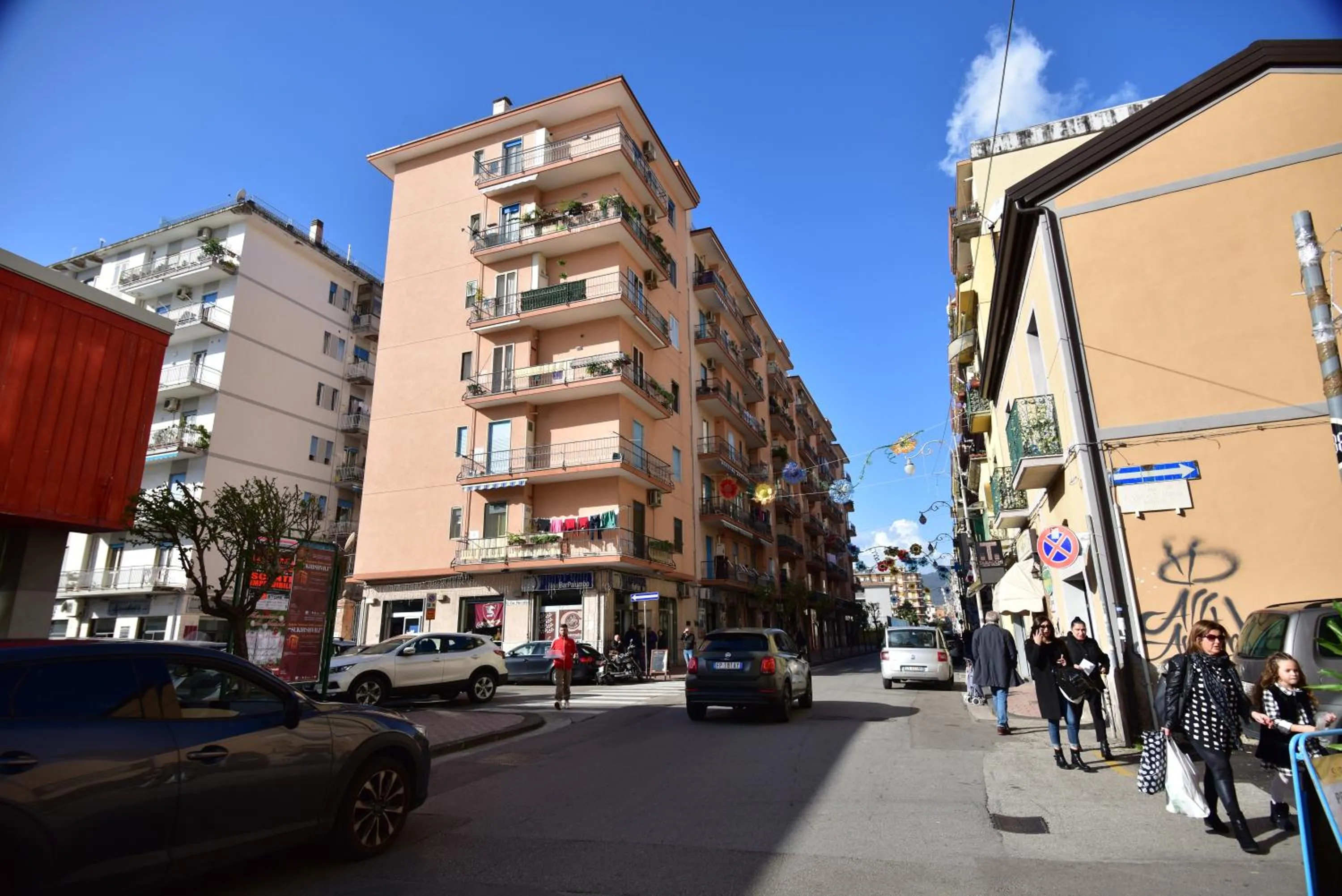 Property building in B&B Lambda