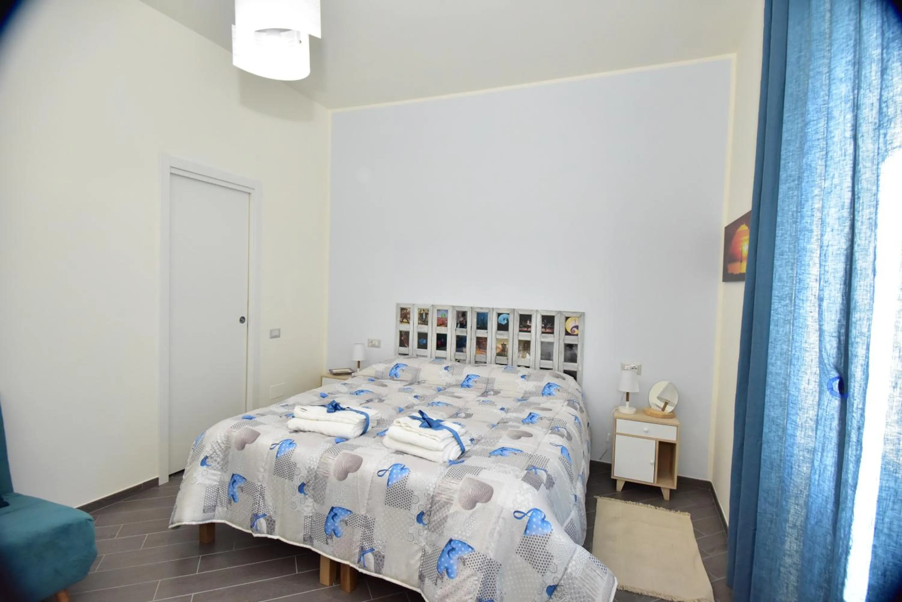 Photo of the whole room, Bed in B&B Lambda