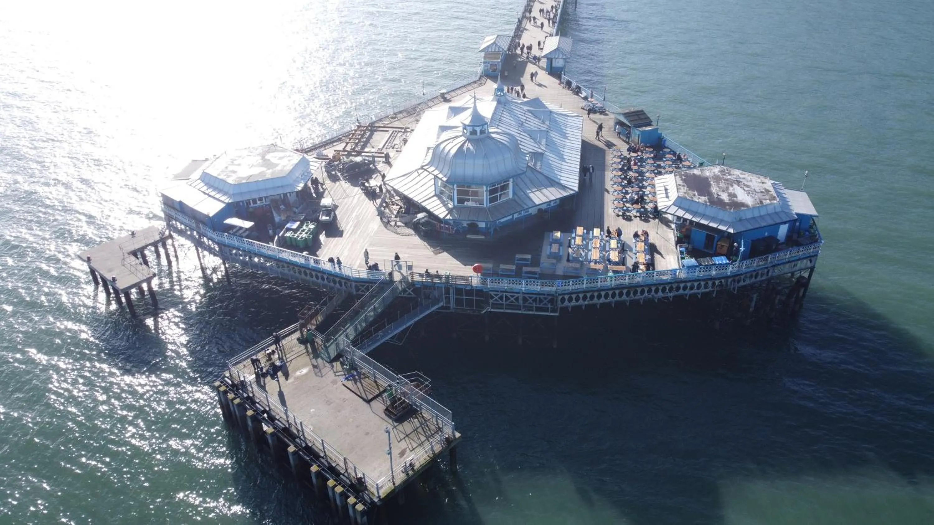 Beach in Colbourn Bed and Breakfast