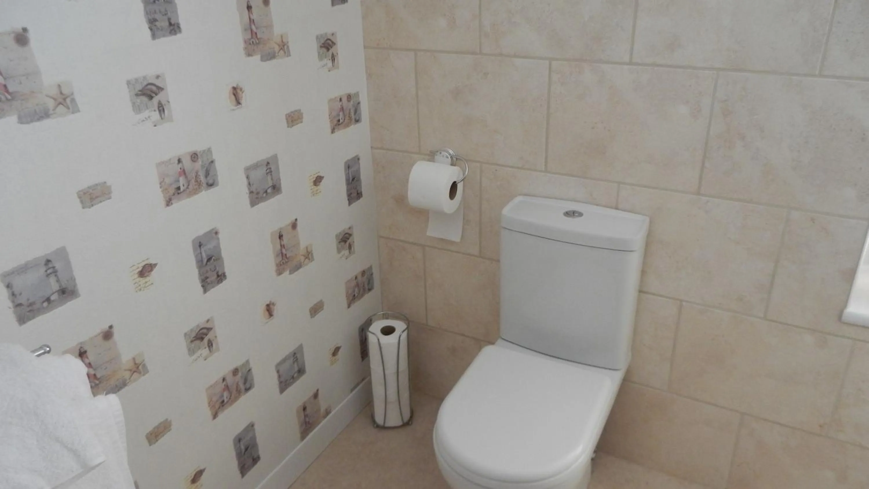 Bathroom in Colbourn Bed and Breakfast