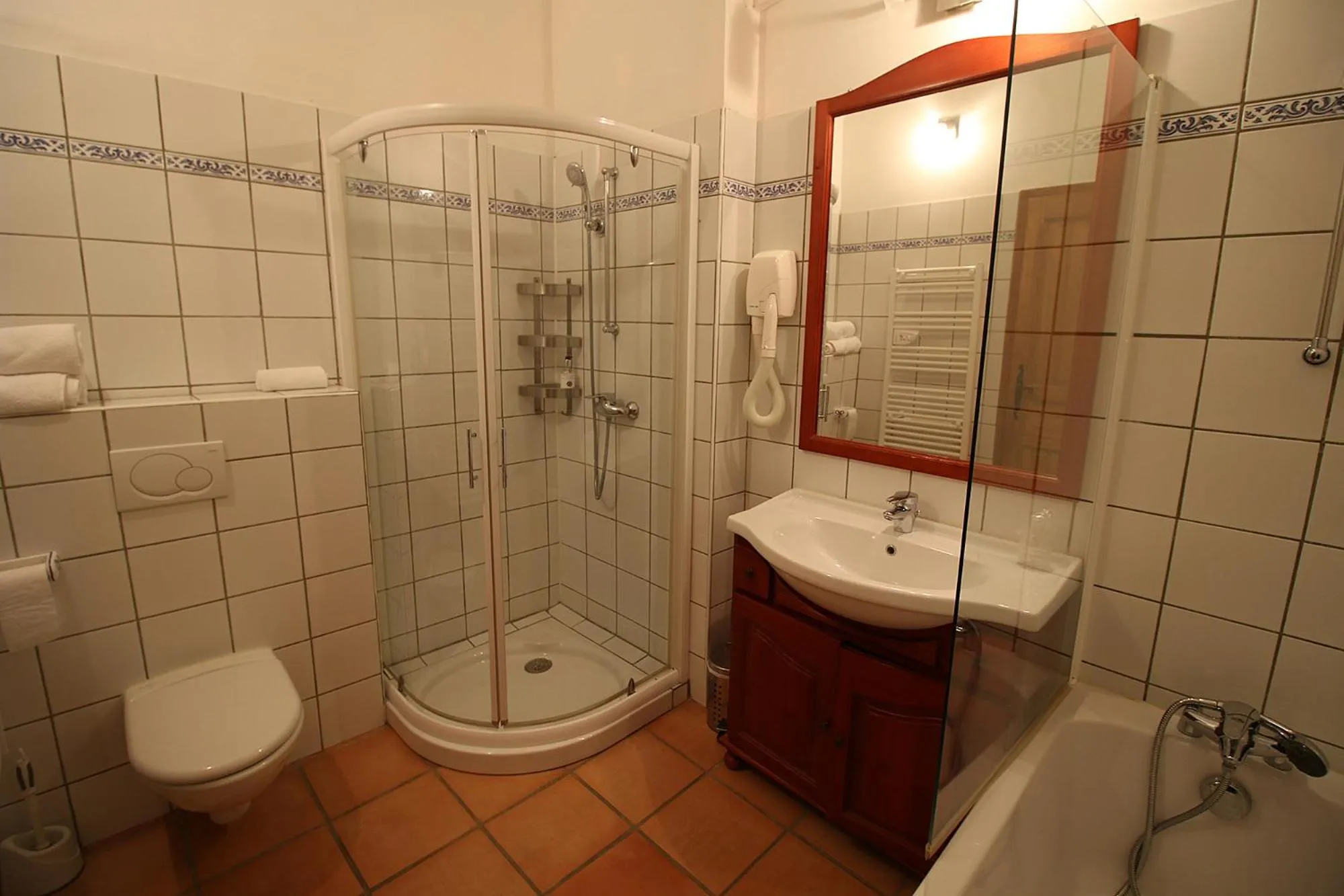 Bathroom in Logis Hôtel Restaurant Gîte La Bastide du Vébron