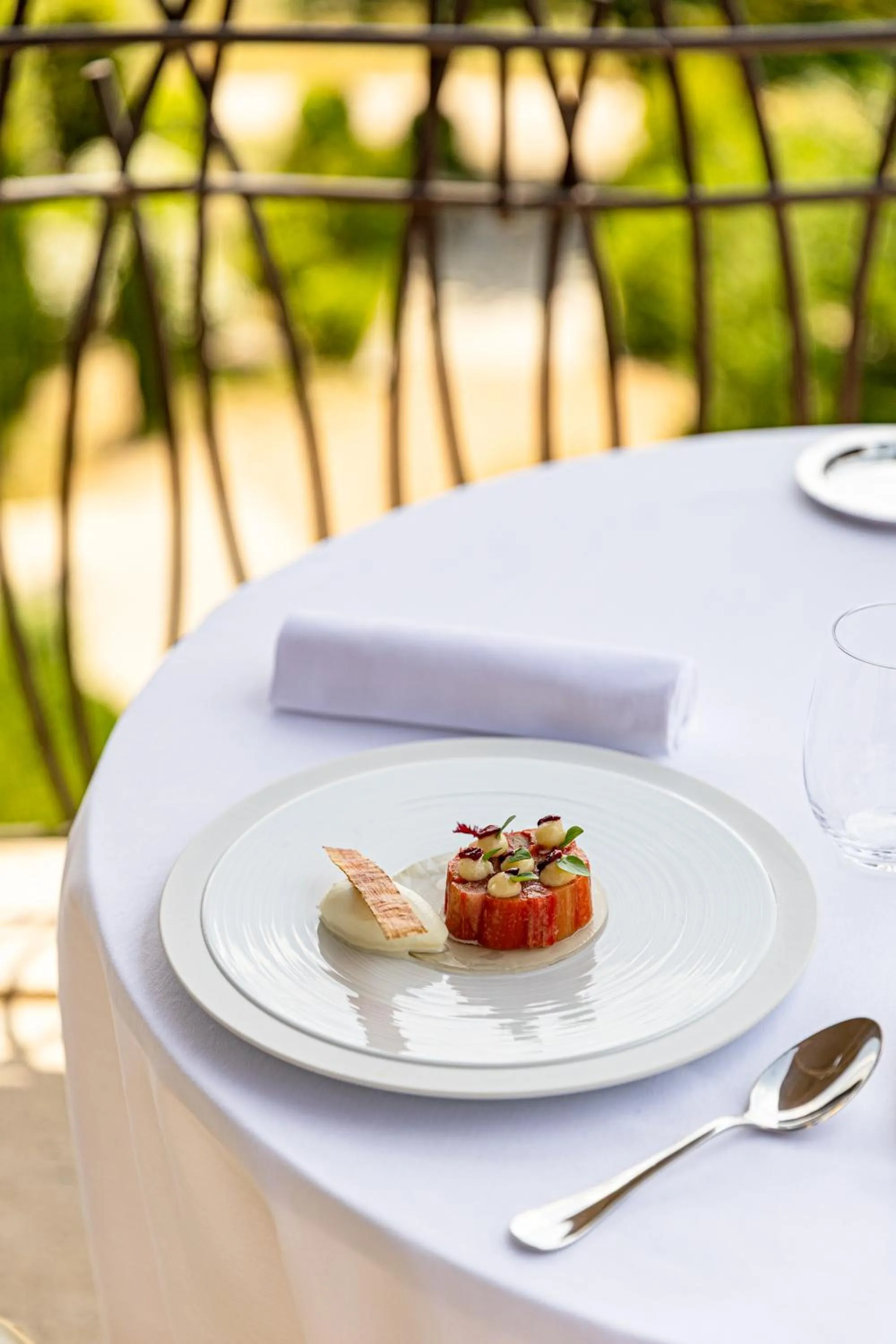 Day in Mas des Herbes Blanches Hôtel & Spa – Relais & Châteaux