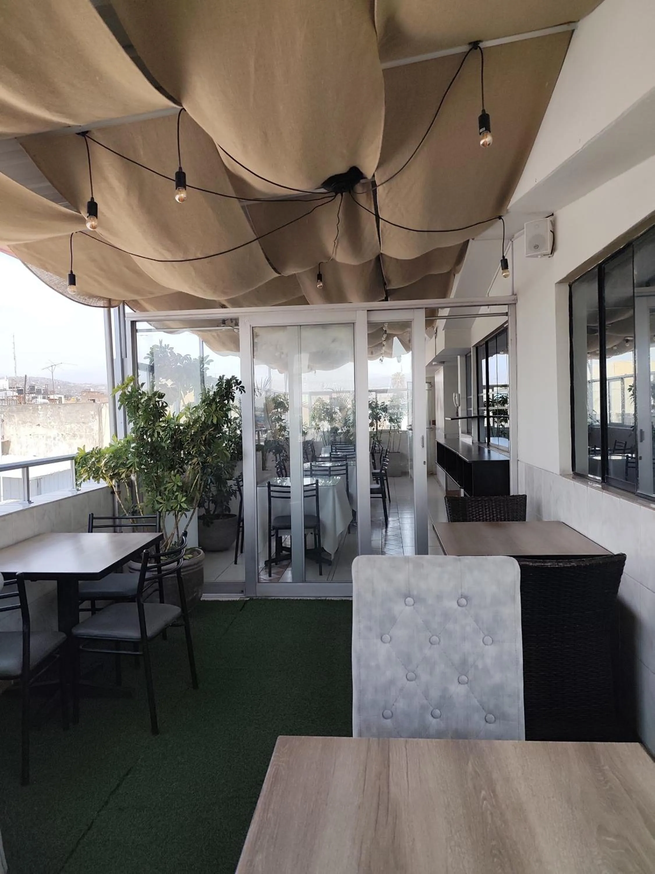 Dining area in TERRAMISTICA CENTRO BY Casa Consuelo