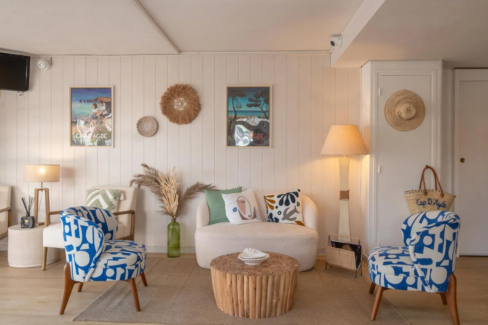 Property building, Bed in Brit Hotel Opal Centre Port