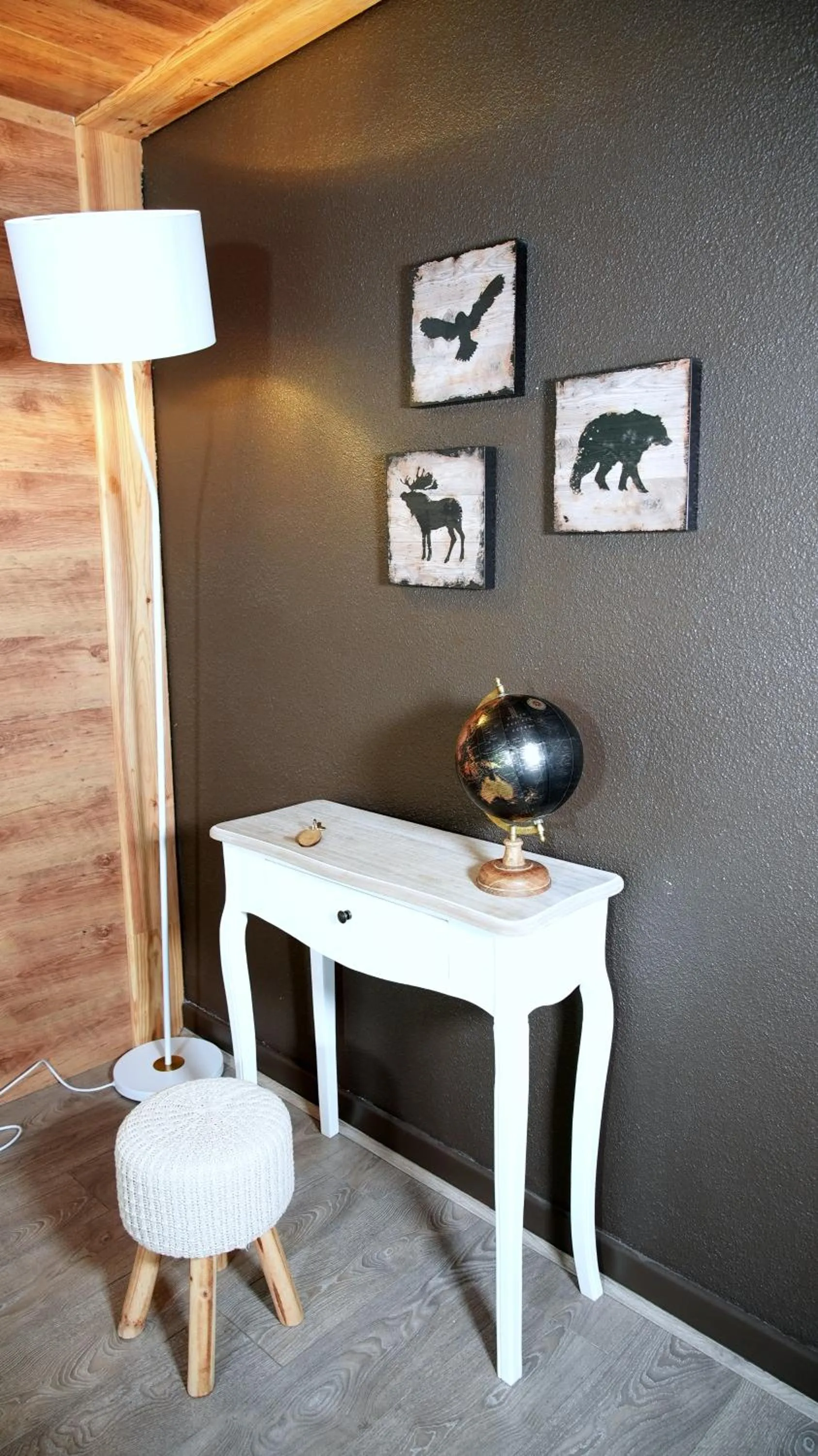 Decorative detail in La Sapinière St Lary Soulan