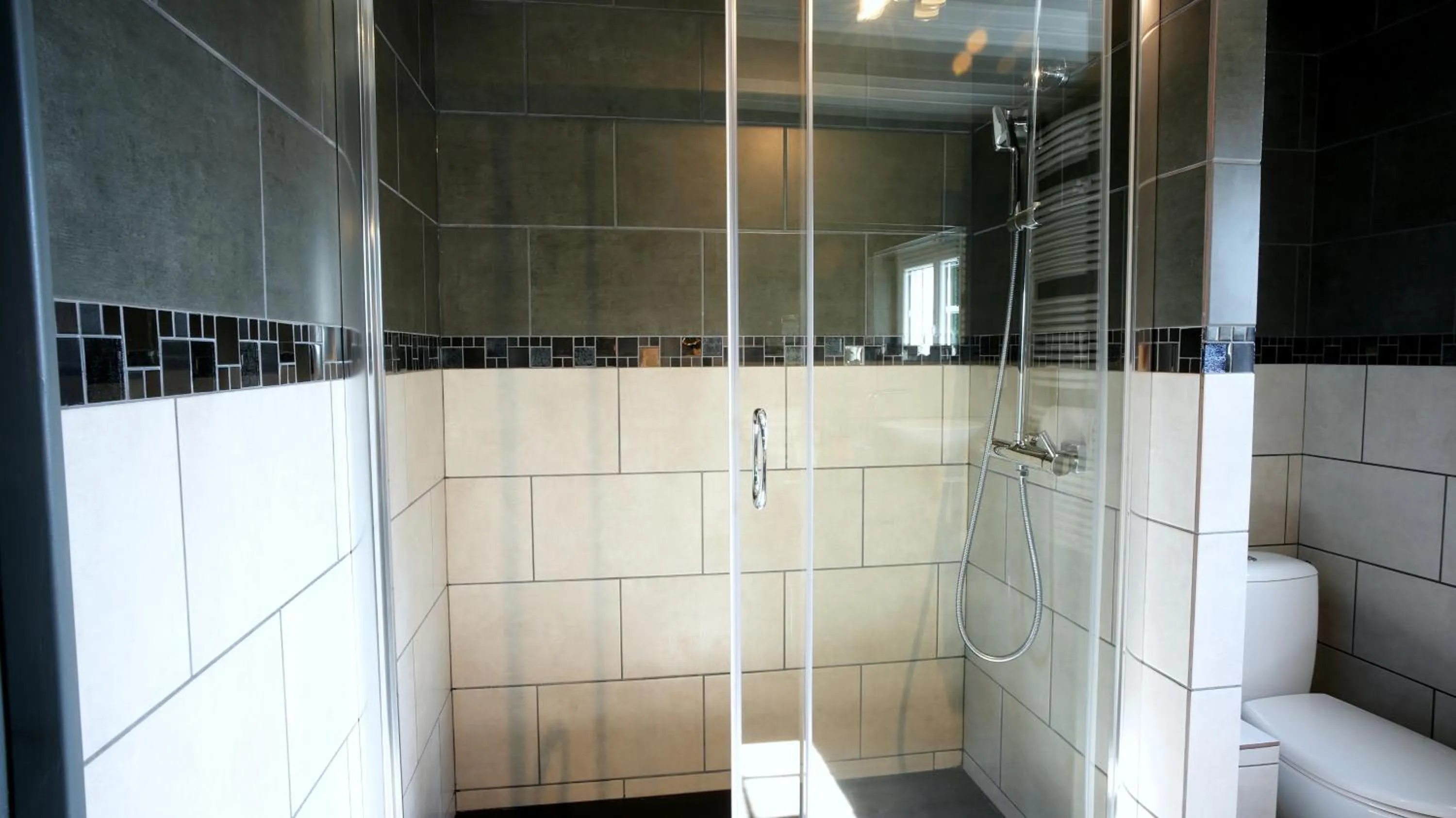 Shower in La Sapinière St Lary Soulan