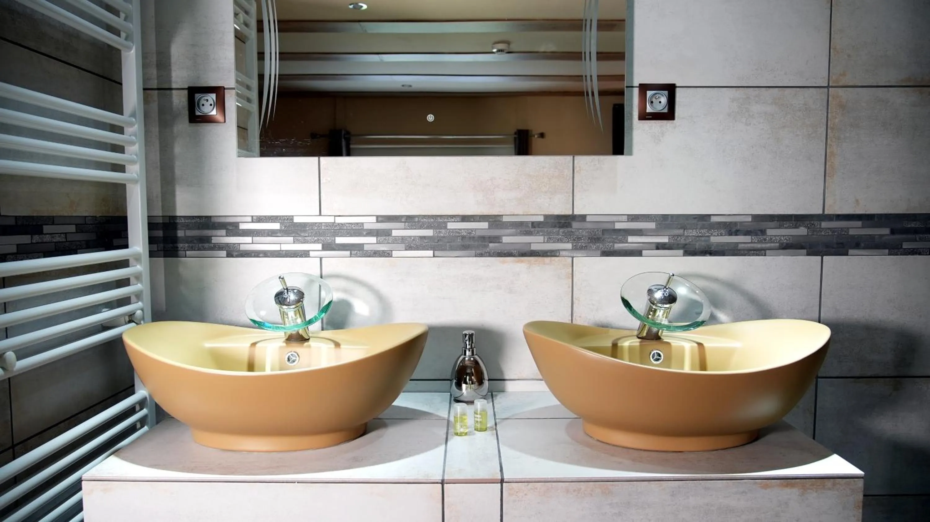 Bathroom in La Sapinière St Lary Soulan