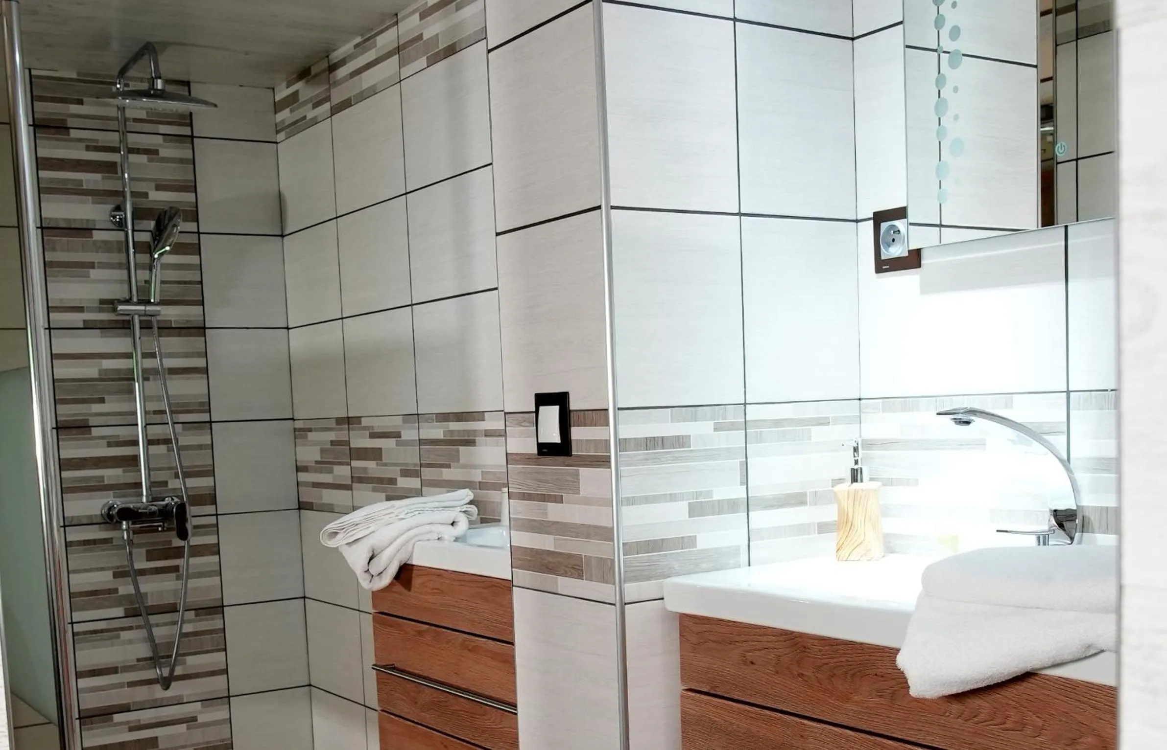 Shower in La Sapinière St Lary Soulan