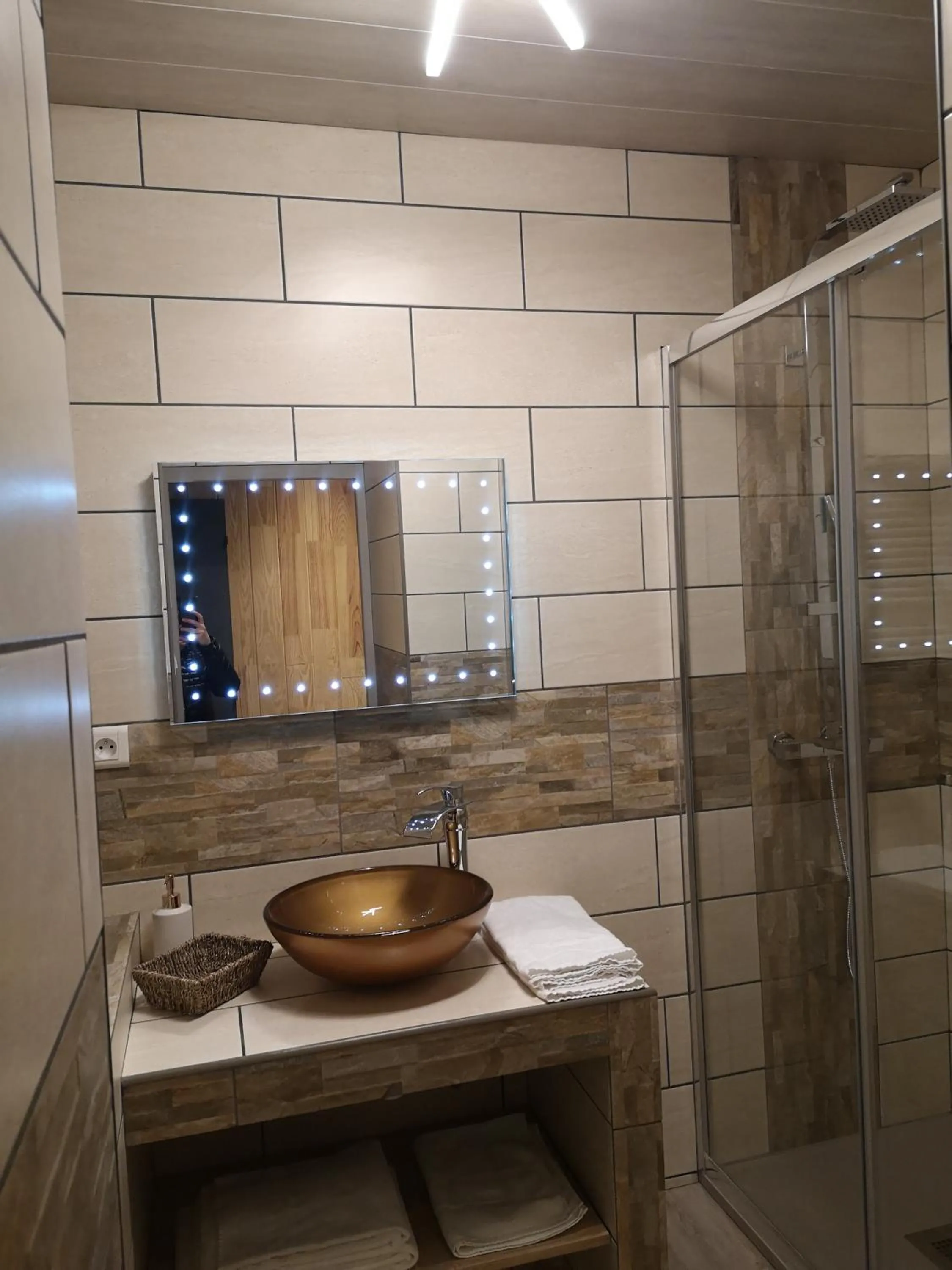 Shower in La Sapinière St Lary Soulan