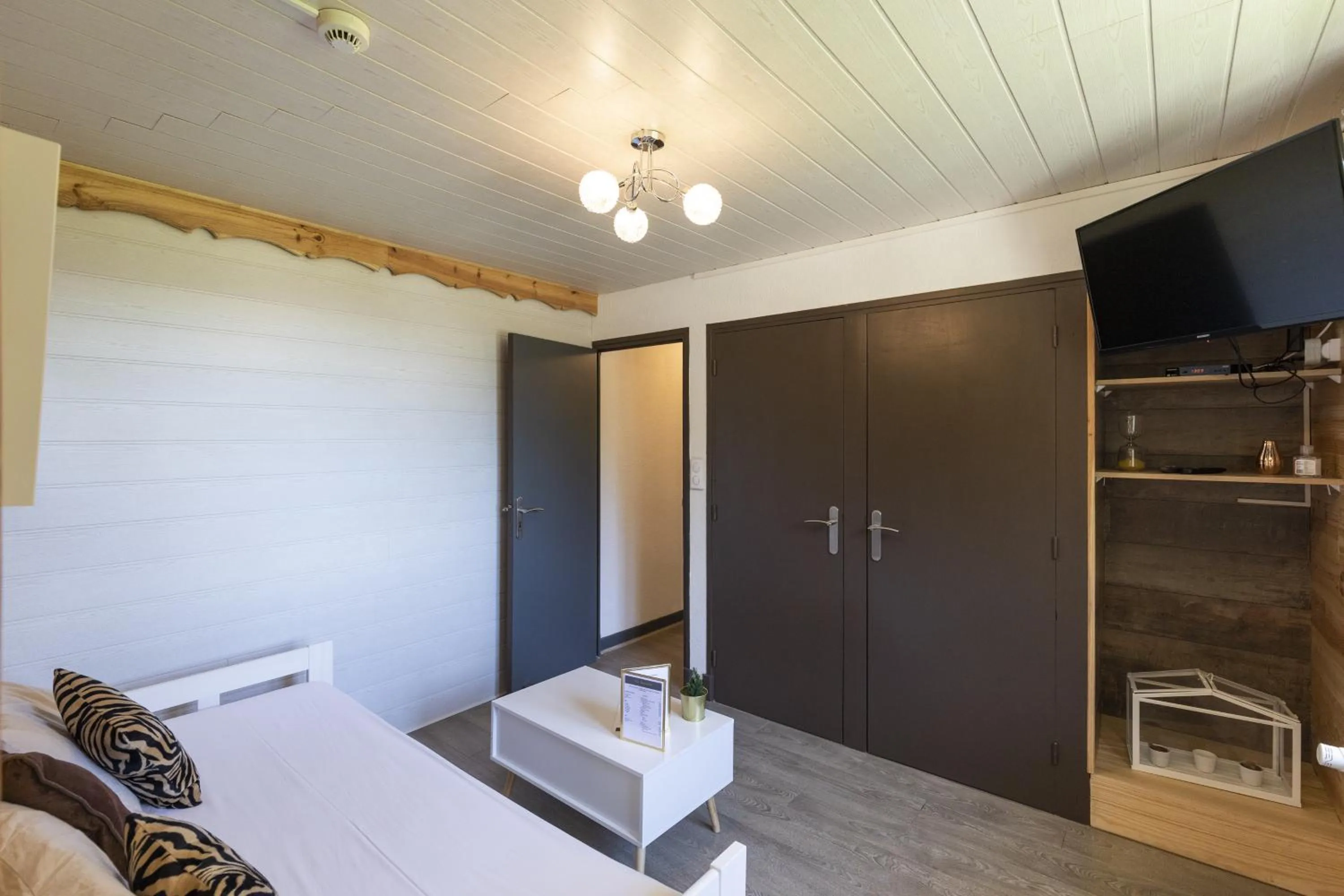 Living room, Bed in La Sapinière St Lary Soulan