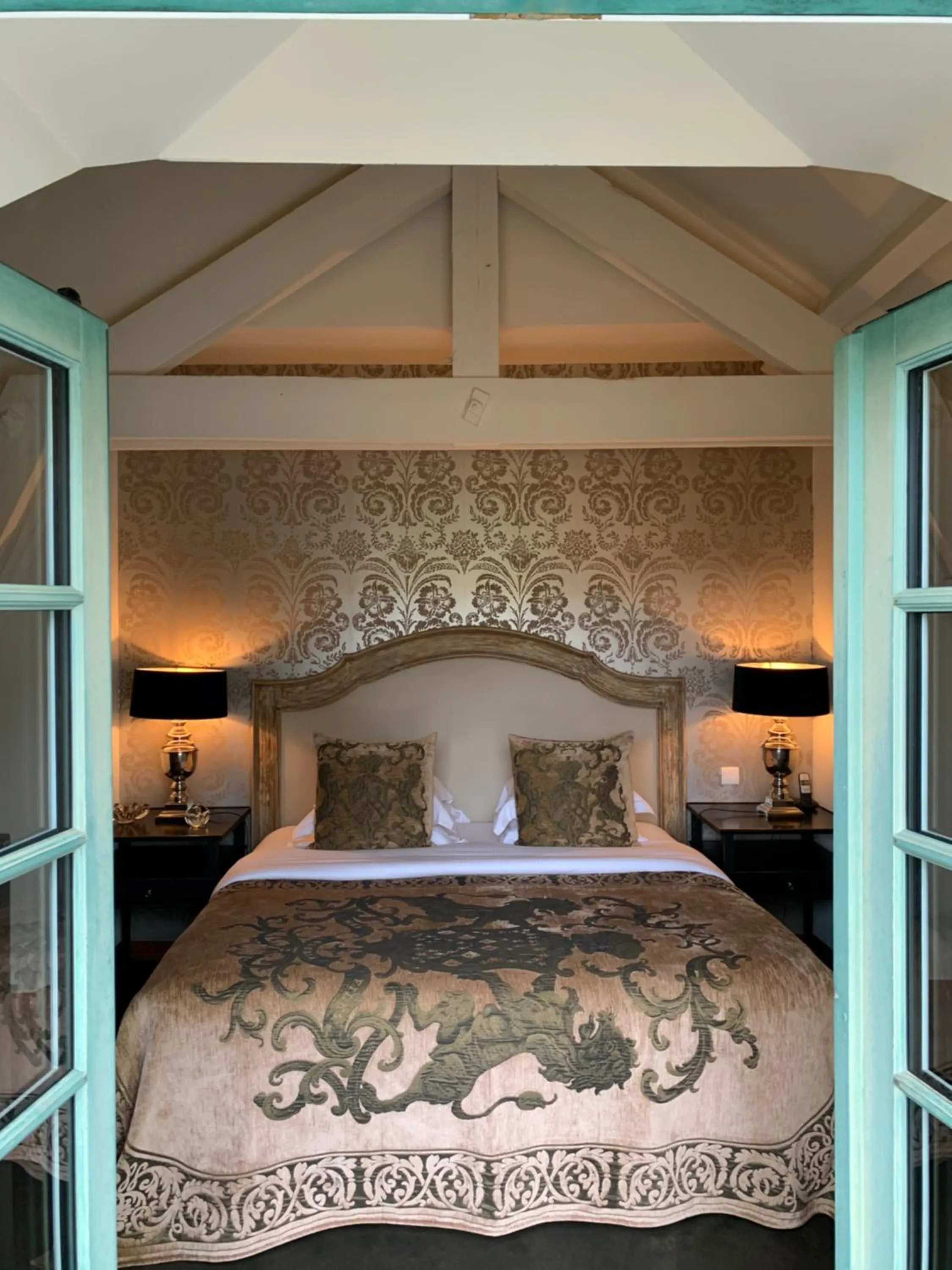 Bed in Beaumanoir Small Luxury Boutique Hotel