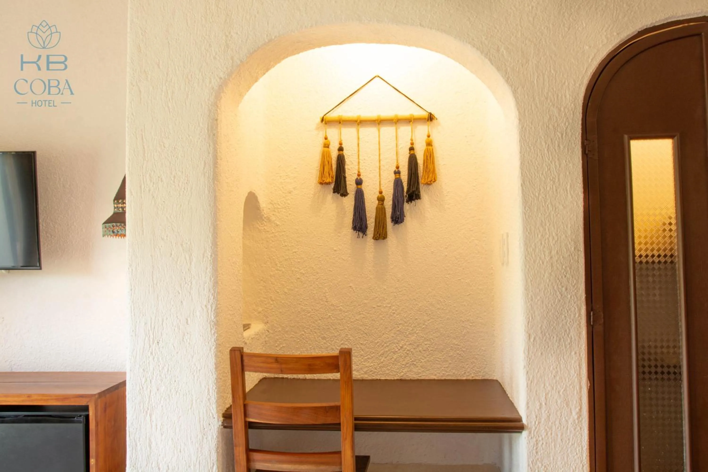 TV and multimedia in Kaab Coba