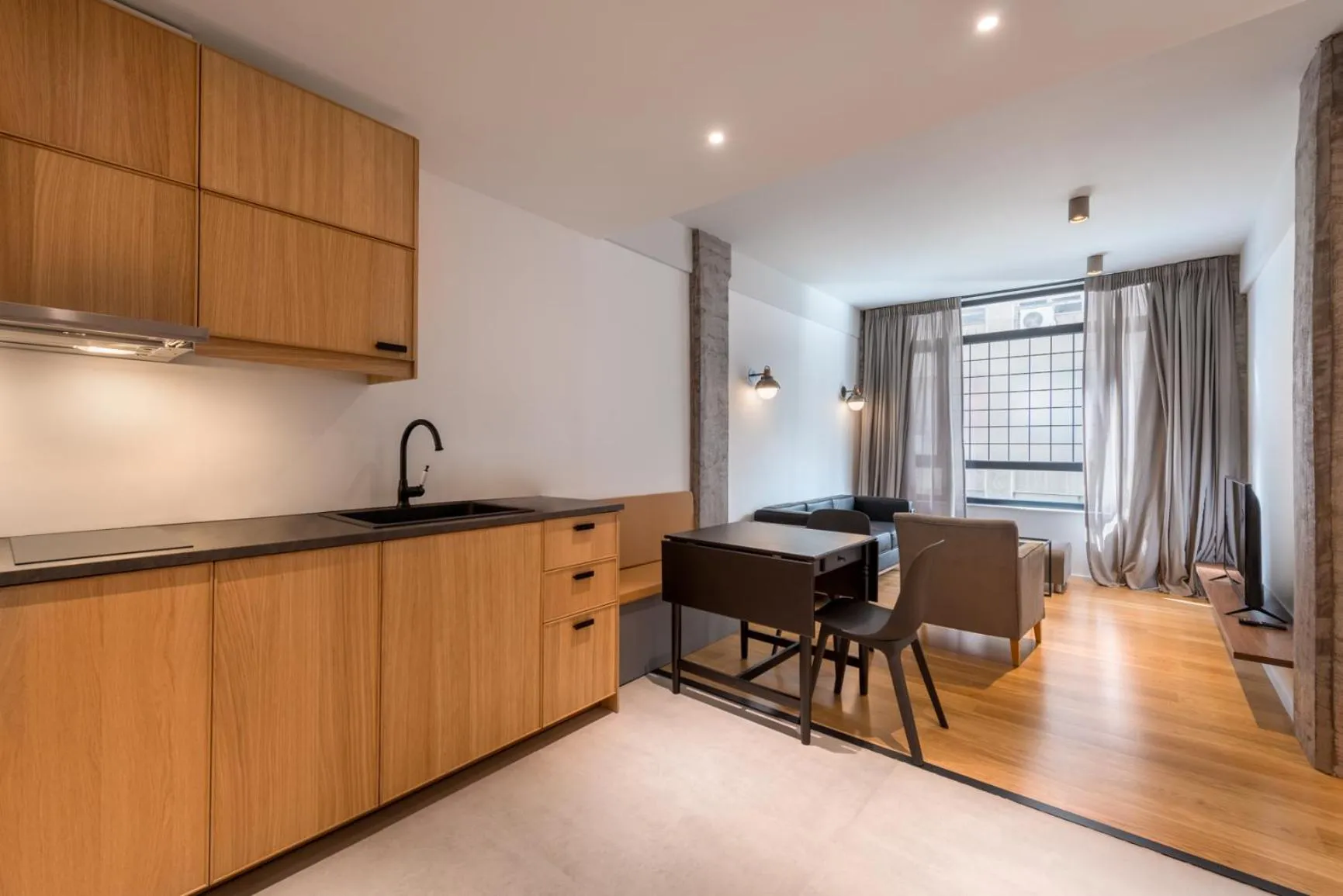 TV and multimedia in Kin Athens