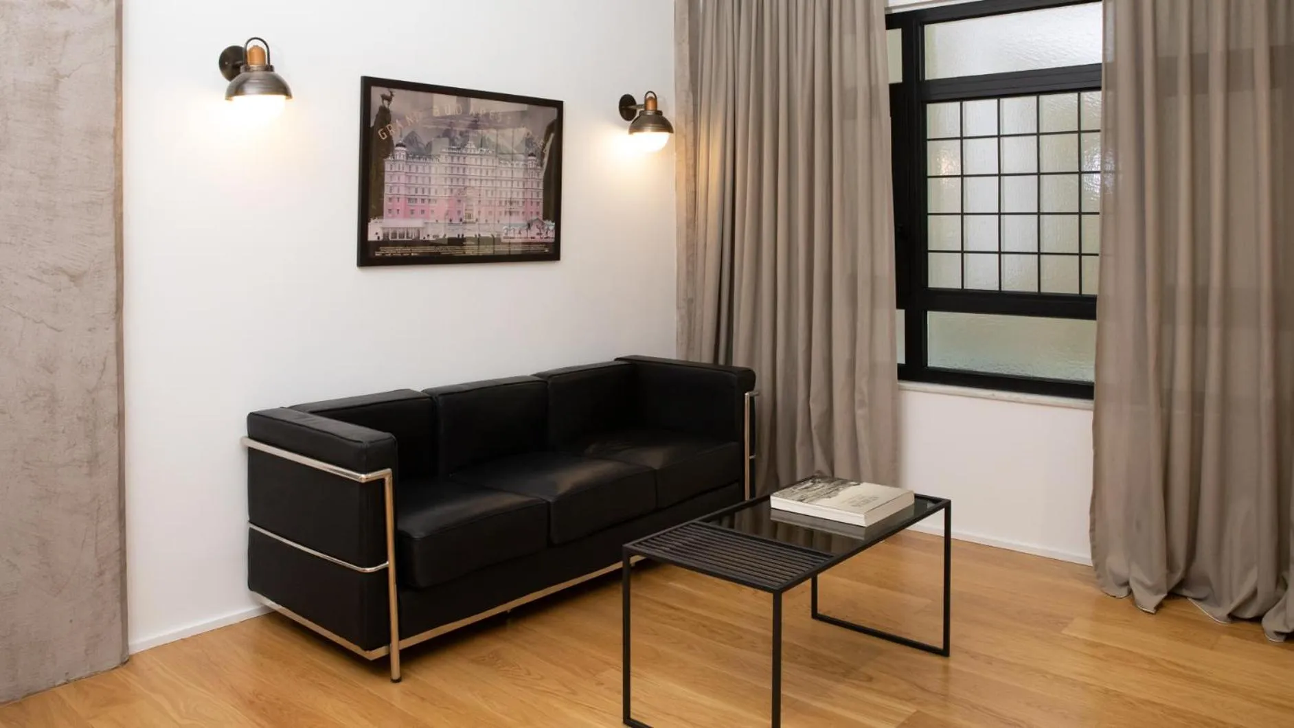 Living room in Kin Athens