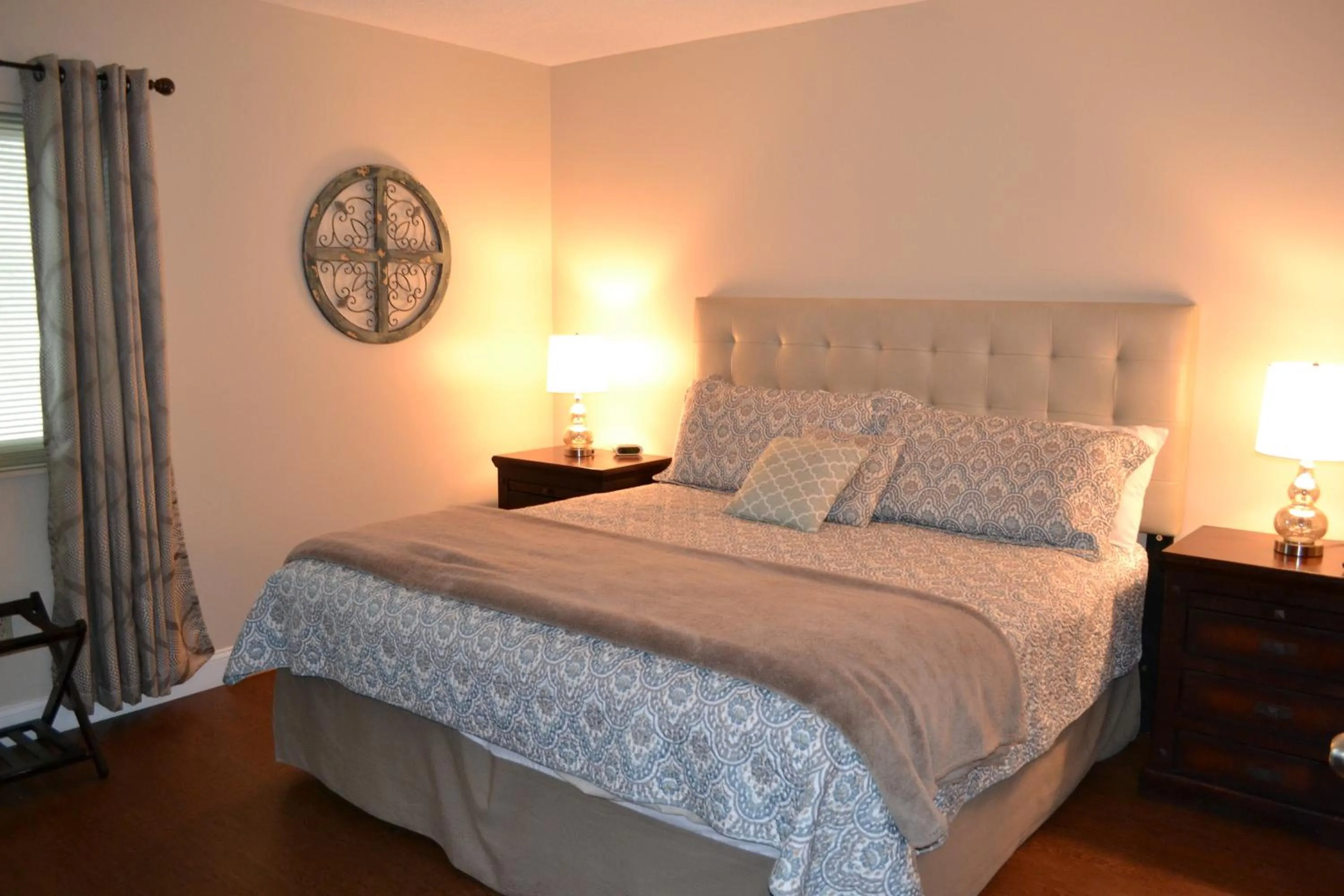 Bed in River Place Condos #504 2BD