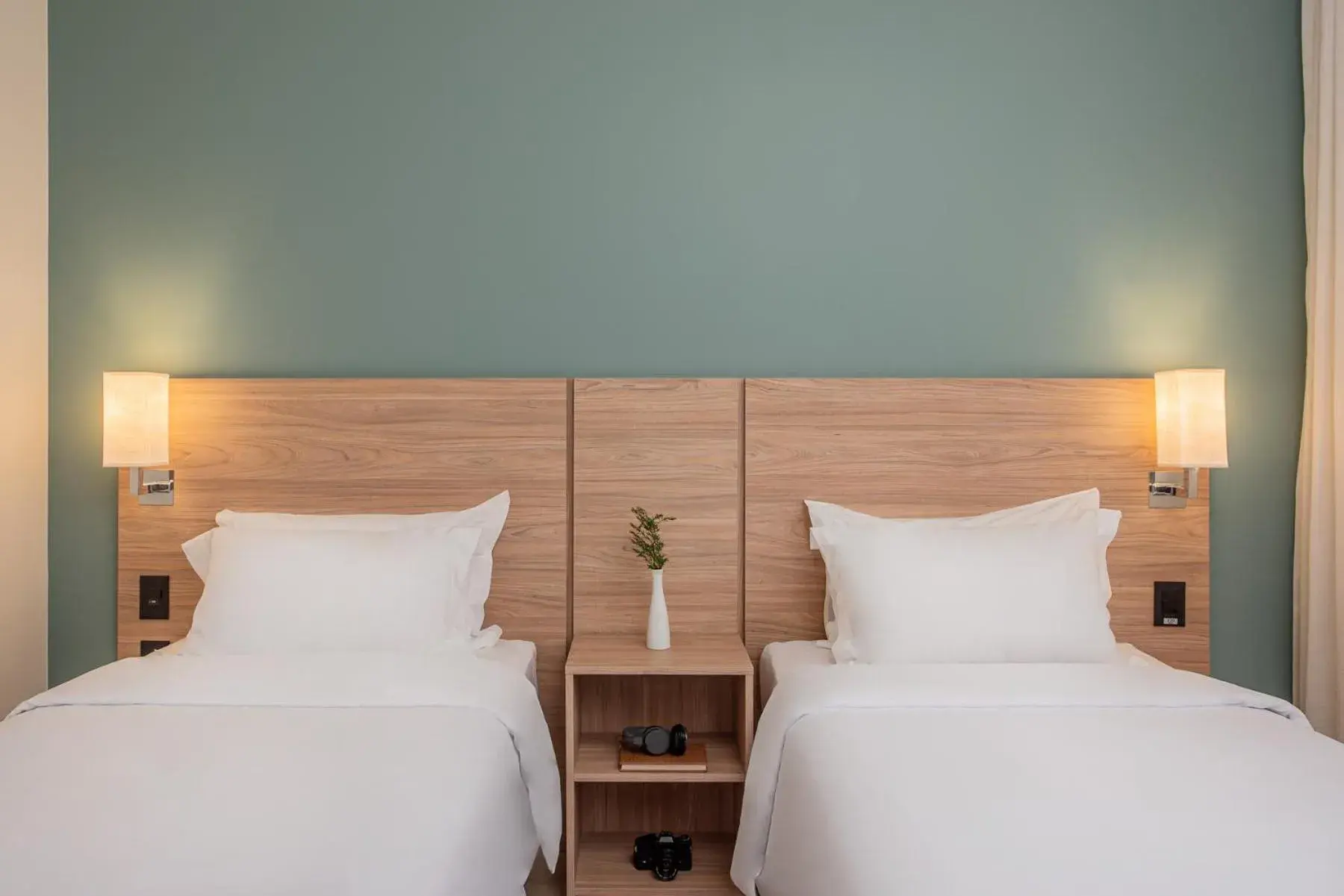 Standard Twin - single occupancy - 2 Single Beds in Intercity Curitiba Batel Standard Twin - single occupancy - 2 Single Beds in Intercity Curitiba Batel