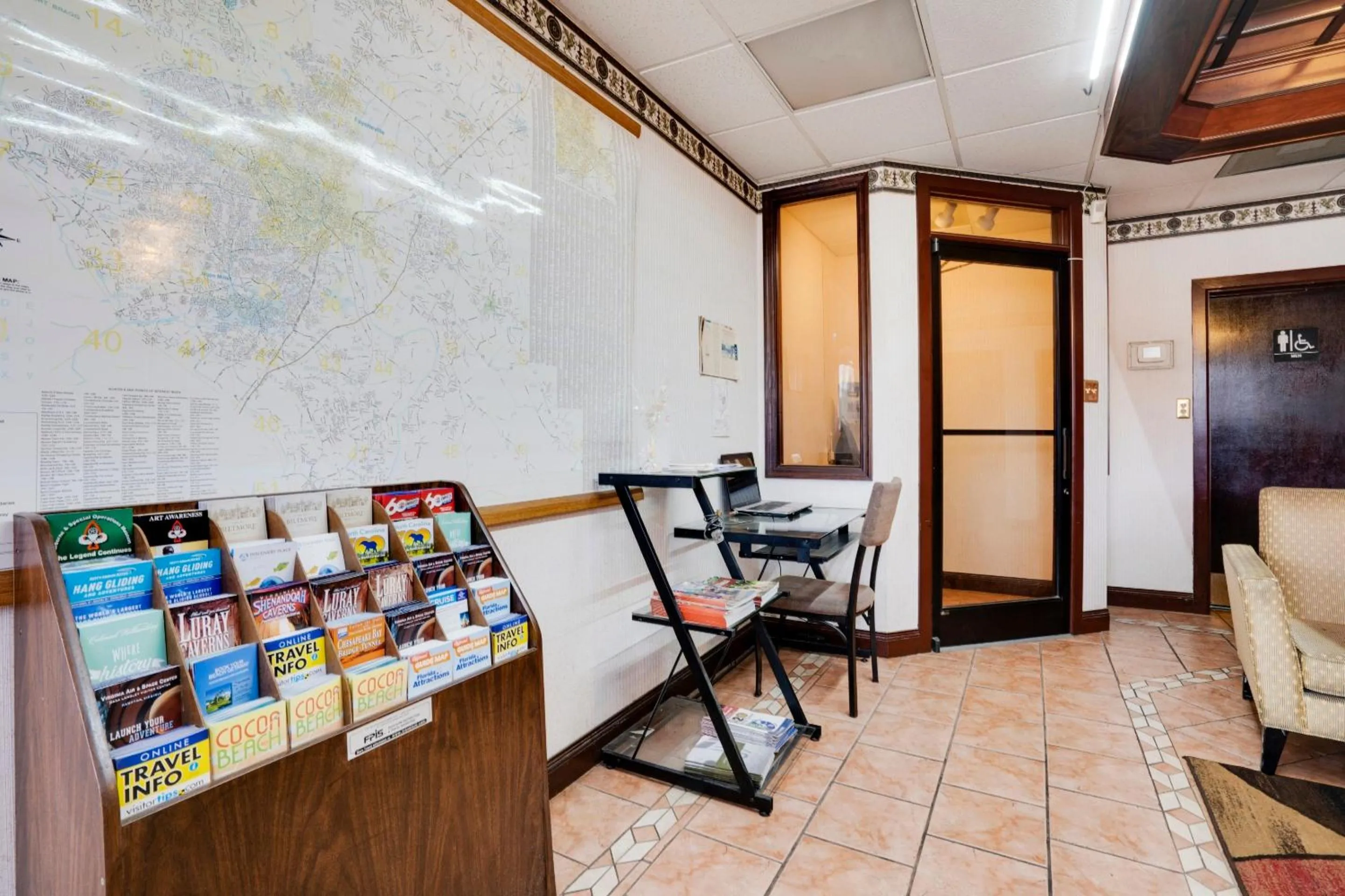 Lobby or reception in OYO Hotel Wade/Fayetteville I-95 South