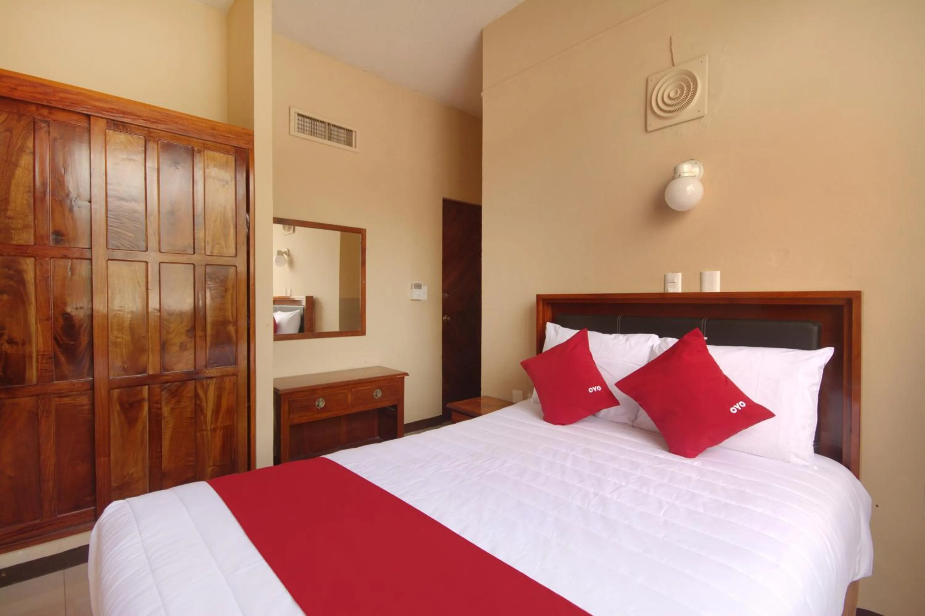 Bedroom, Bed in OYO Hotel Totonacapan, Papantla