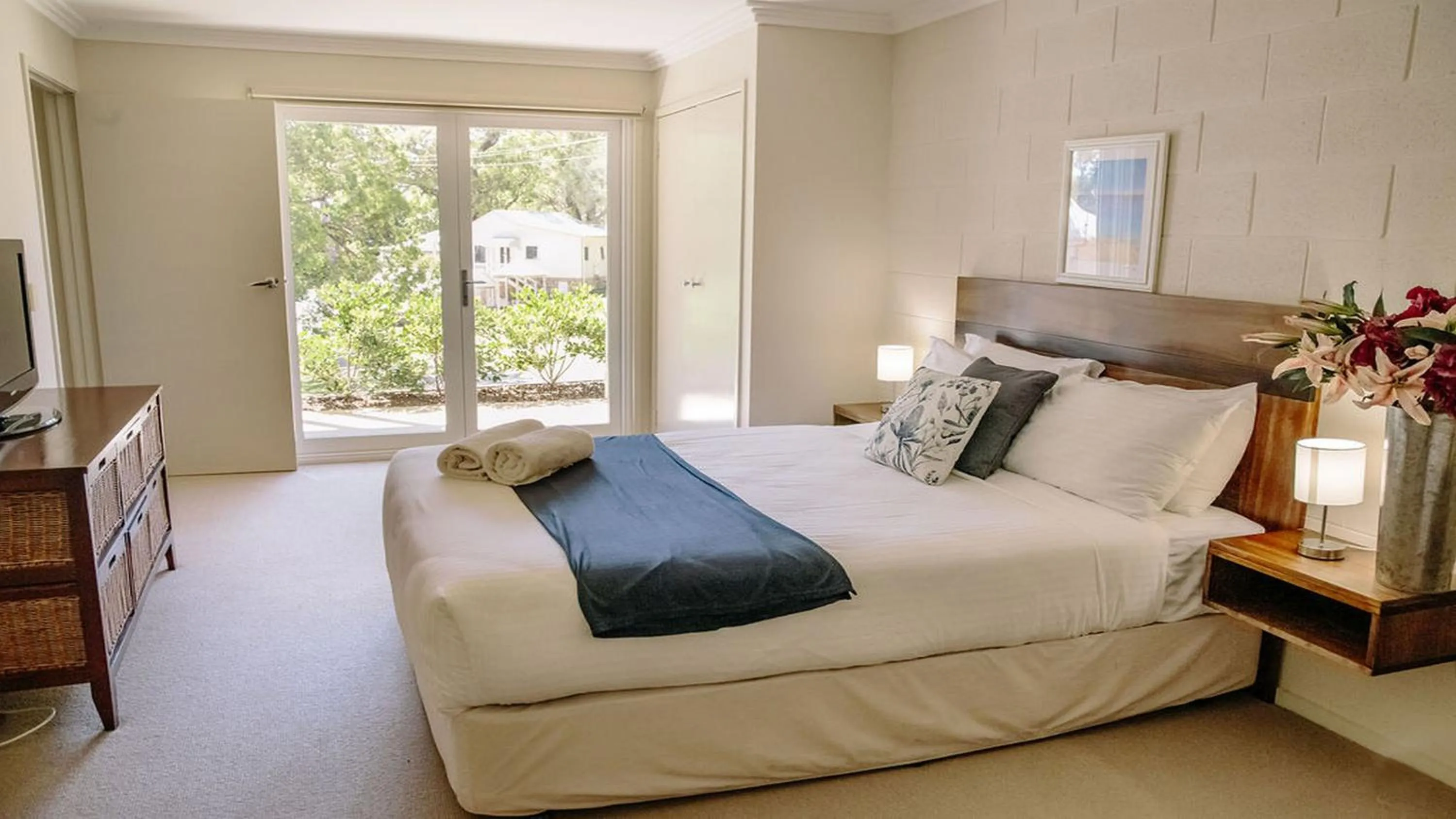 Bedroom, Bed in McMillans of Metung Coastal Resort