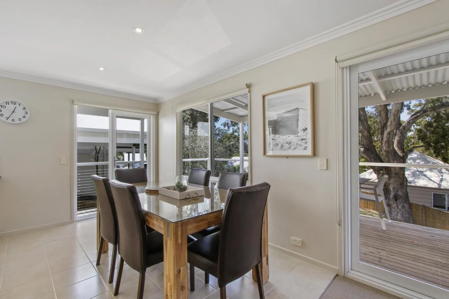 Dining area in McMillans of Metung Coastal Resort