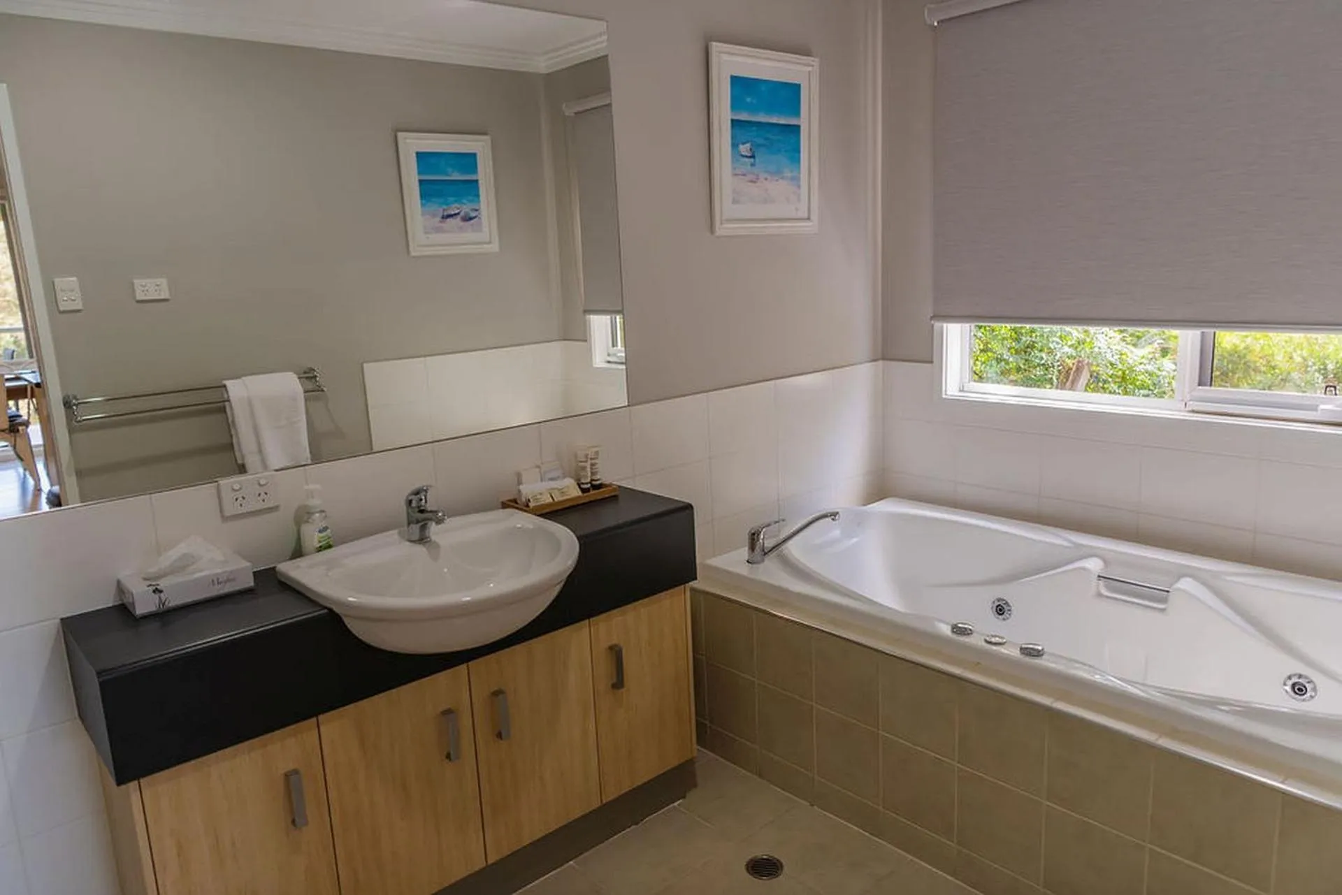 Bathroom in McMillans of Metung Coastal Resort