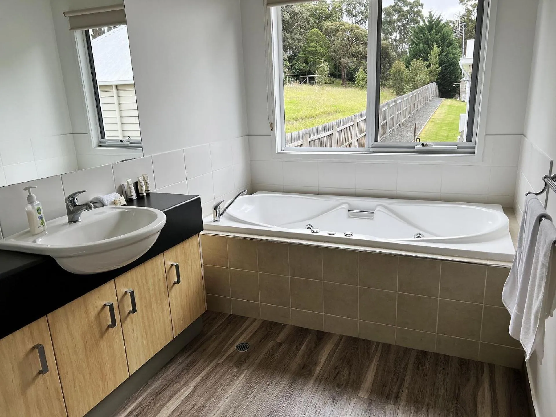 Bathroom in McMillans of Metung Coastal Resort