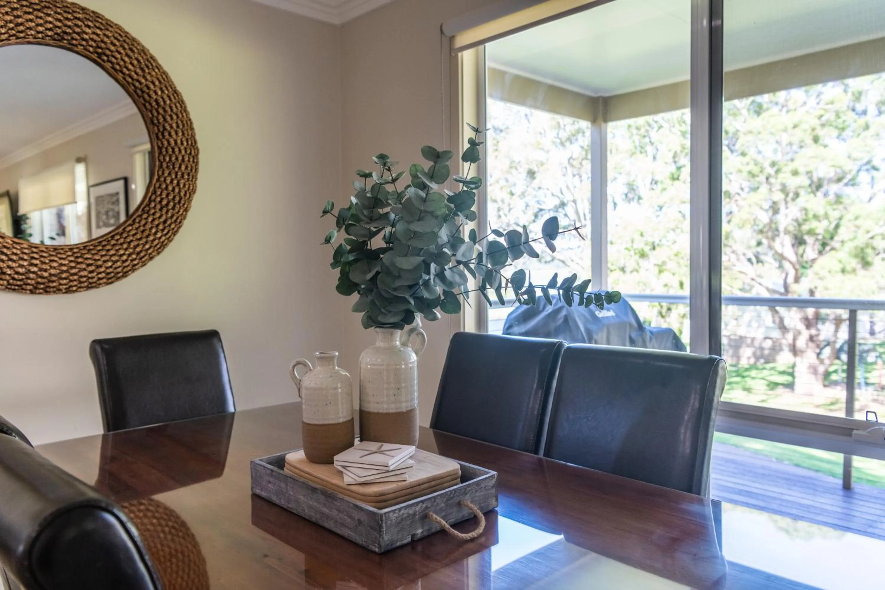 Dining area in McMillans of Metung Coastal Resort