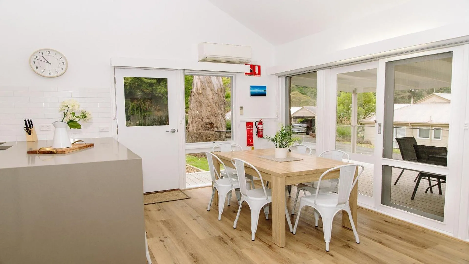 Dining area in McMillans of Metung Coastal Resort