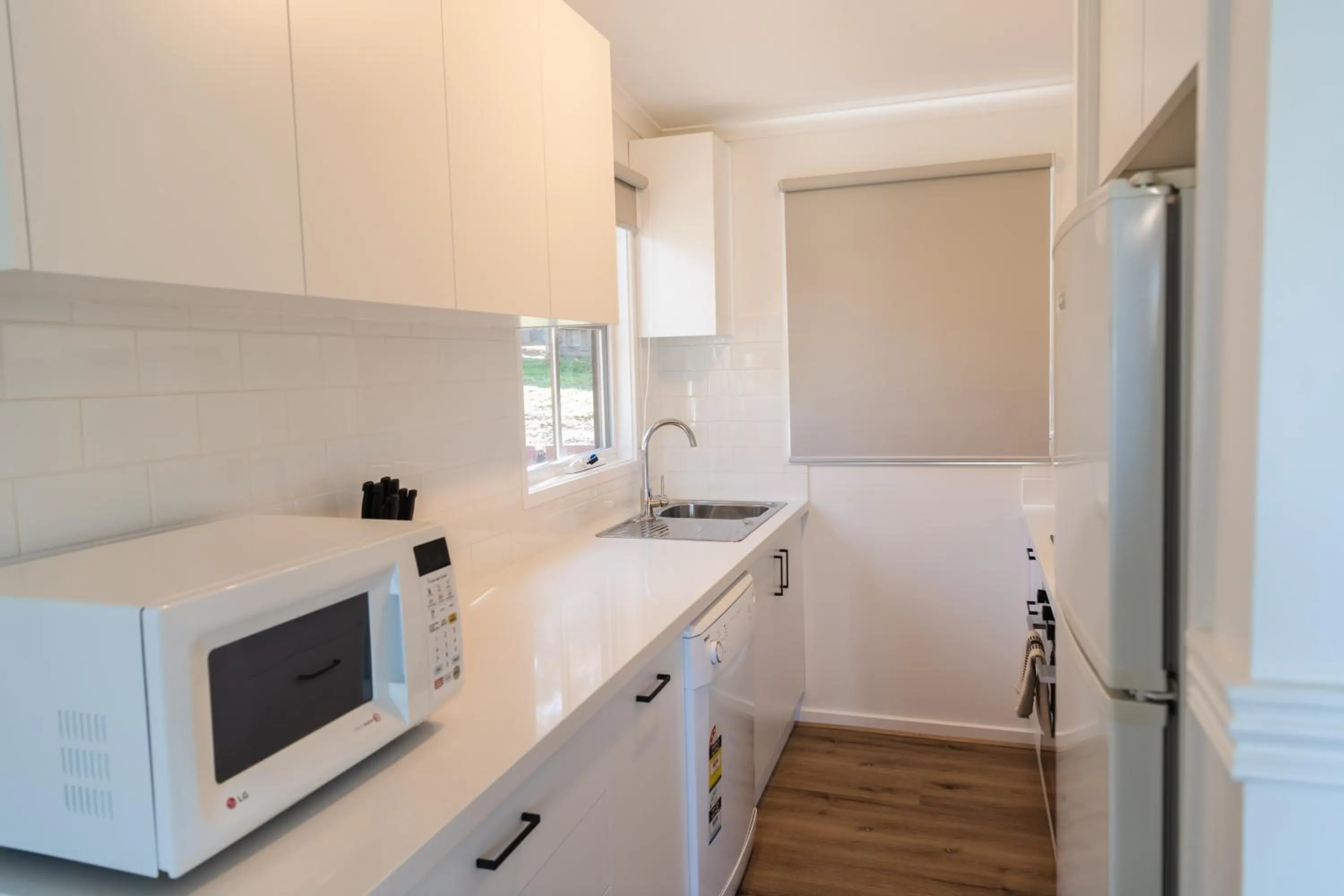 Kitchen or kitchenette in McMillans of Metung Coastal Resort