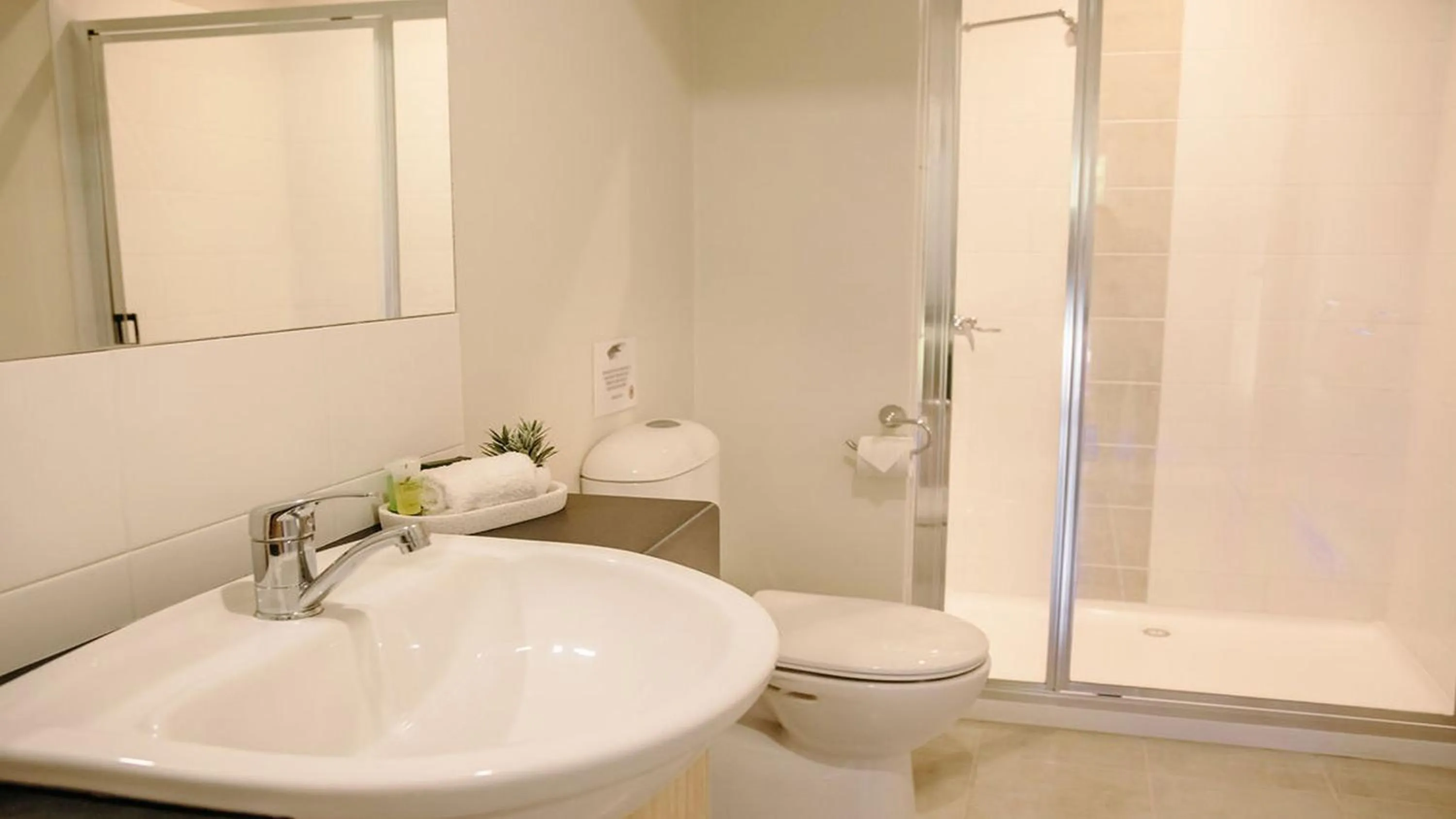 Bathroom in McMillans of Metung Coastal Resort